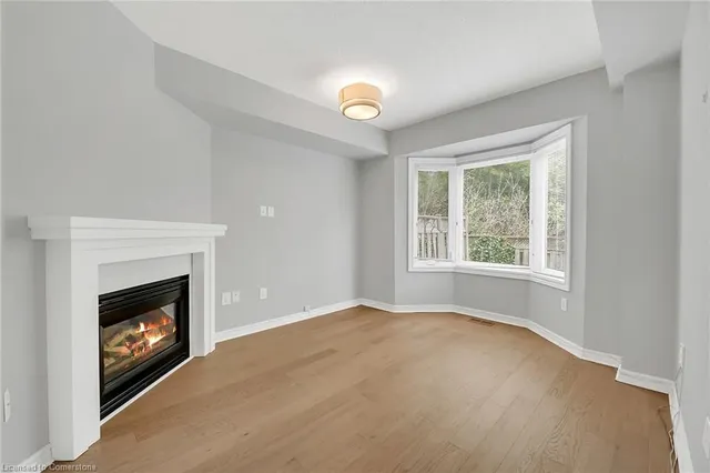 Additional property image - 3243 New St Unit 7