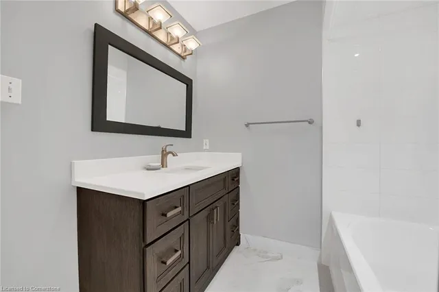 Additional property image - 3243 New St Unit 7