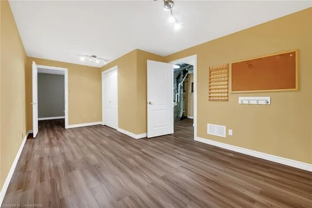 Additional property image - 3243 New St Unit 7