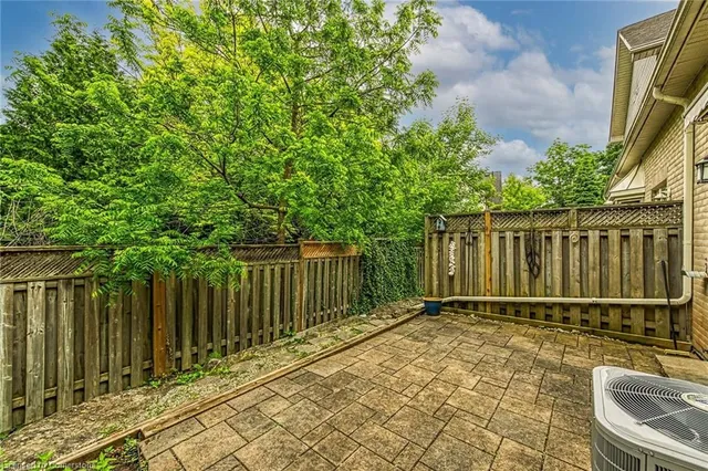 Additional property image - 3243 New St Unit 7
