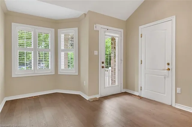 Additional property image - 3243 New St Unit 7