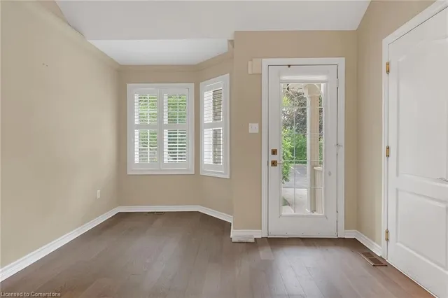 Additional property image - 3243 New St Unit 7