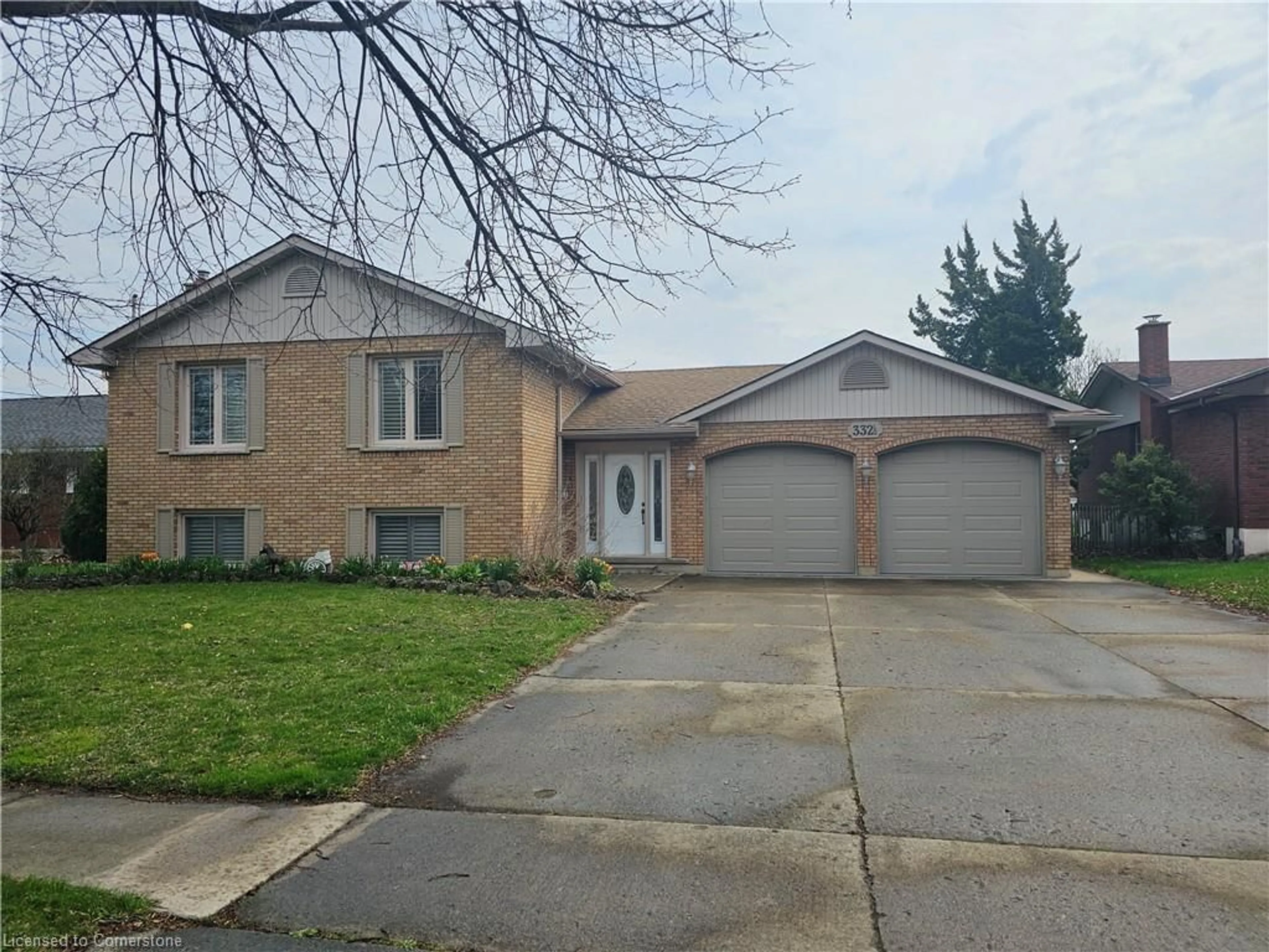Home with brick exterior material, street for 332-1/2 Grantham Ave, St. Catharines Ontario L2M 5A6