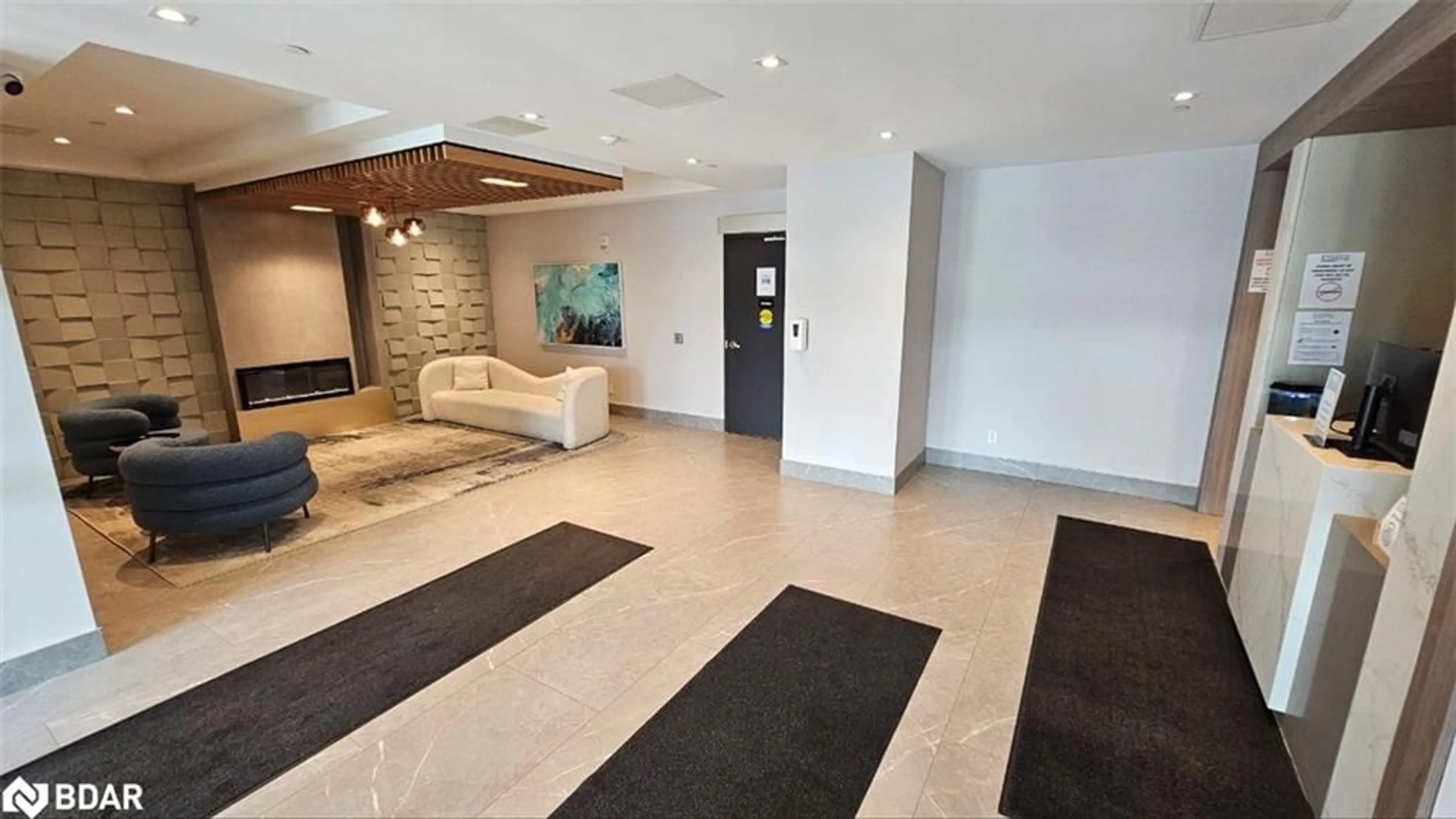 Lobby for 56 Lakeside Terrace Terr #1012, Barrie Ontario L4M 0L4