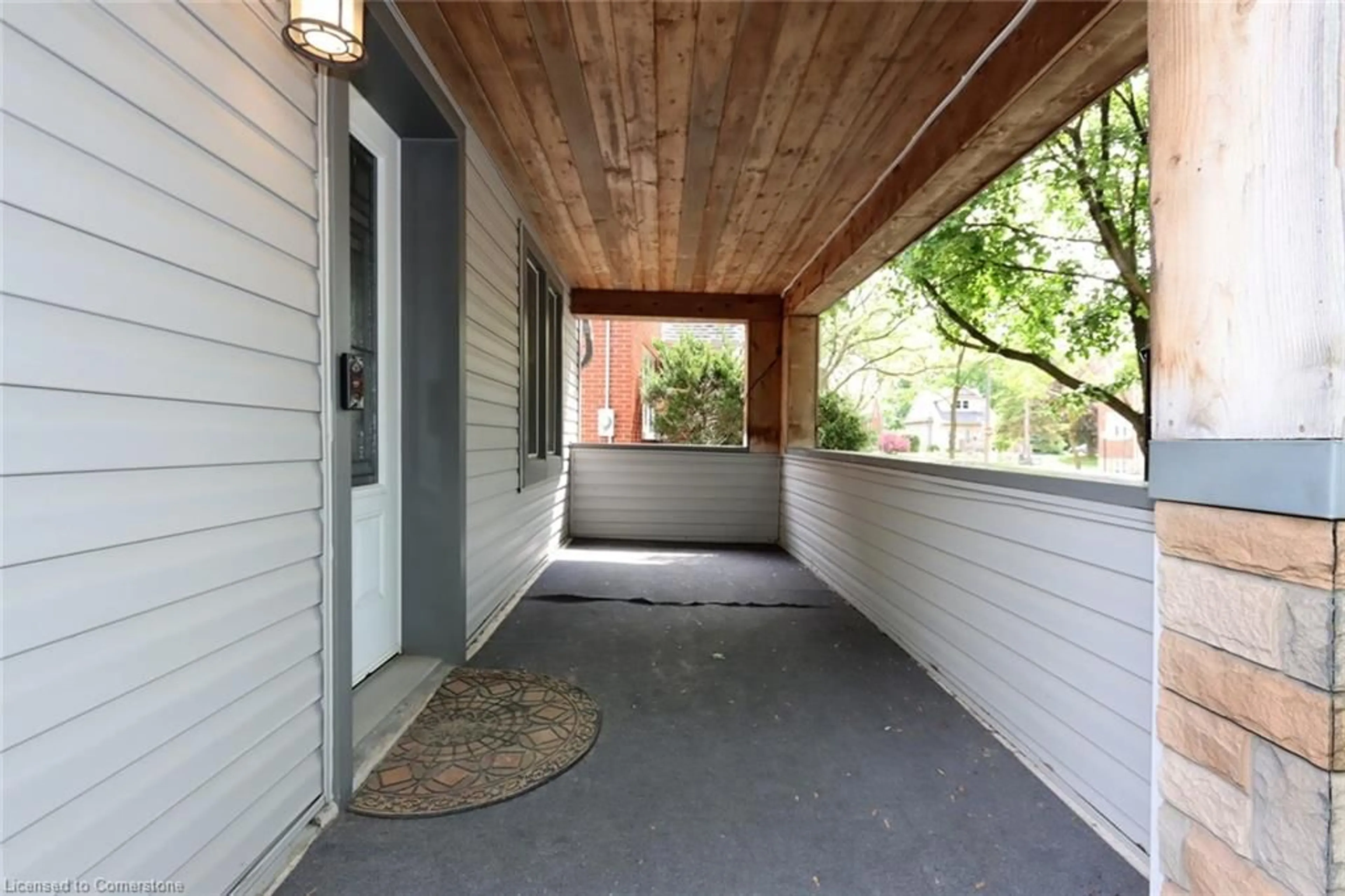 Unknown for 121 Brock St, Kitchener Ontario N2M 1X2