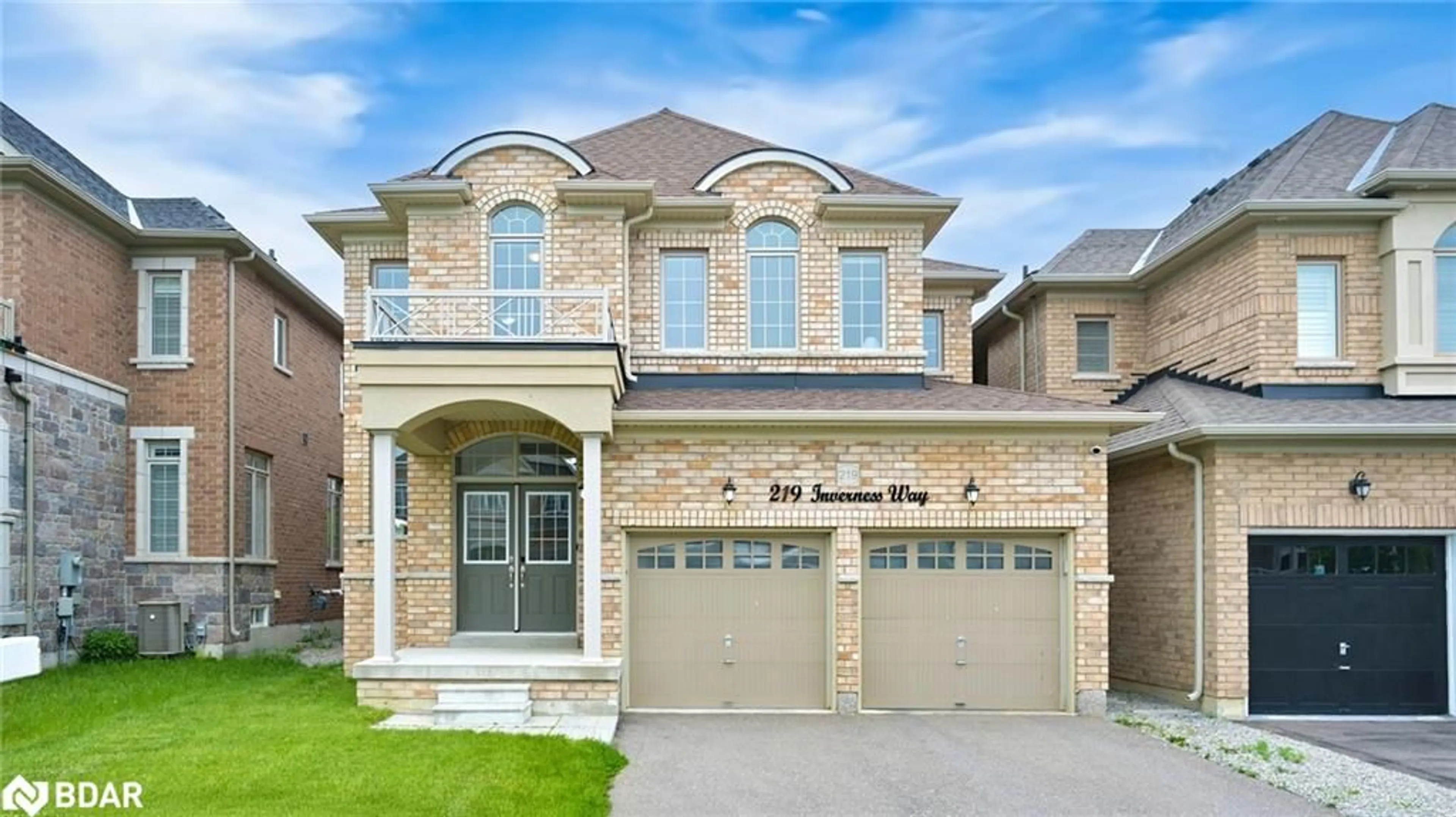 Home with brick exterior material, street for 219 Inverness Way, Bradford West Gwillimbury Ontario L3Z 0X5