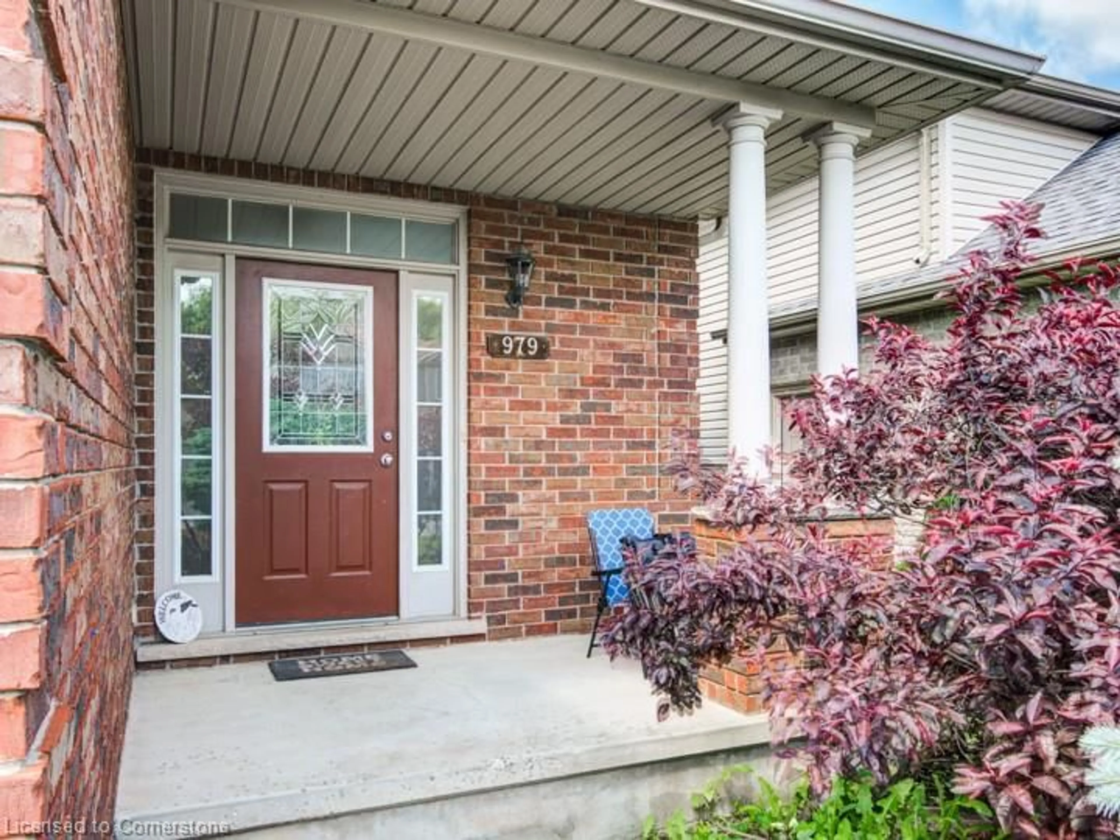 Indoor entryway for 979 Queensborough Crt, London Ontario N6G 5K1