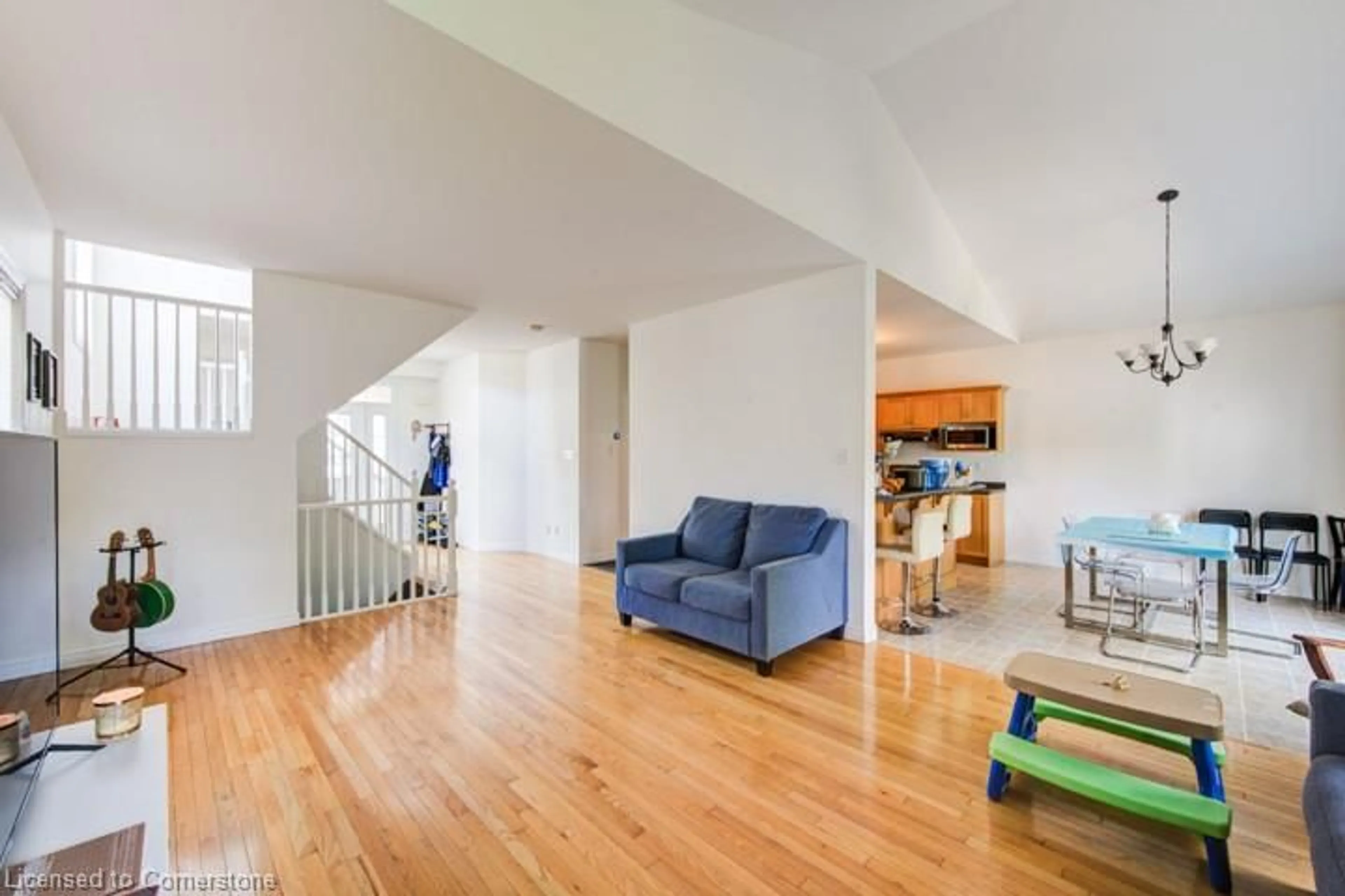 Unknown for 979 Queensborough Crt, London Ontario N6G 5K1