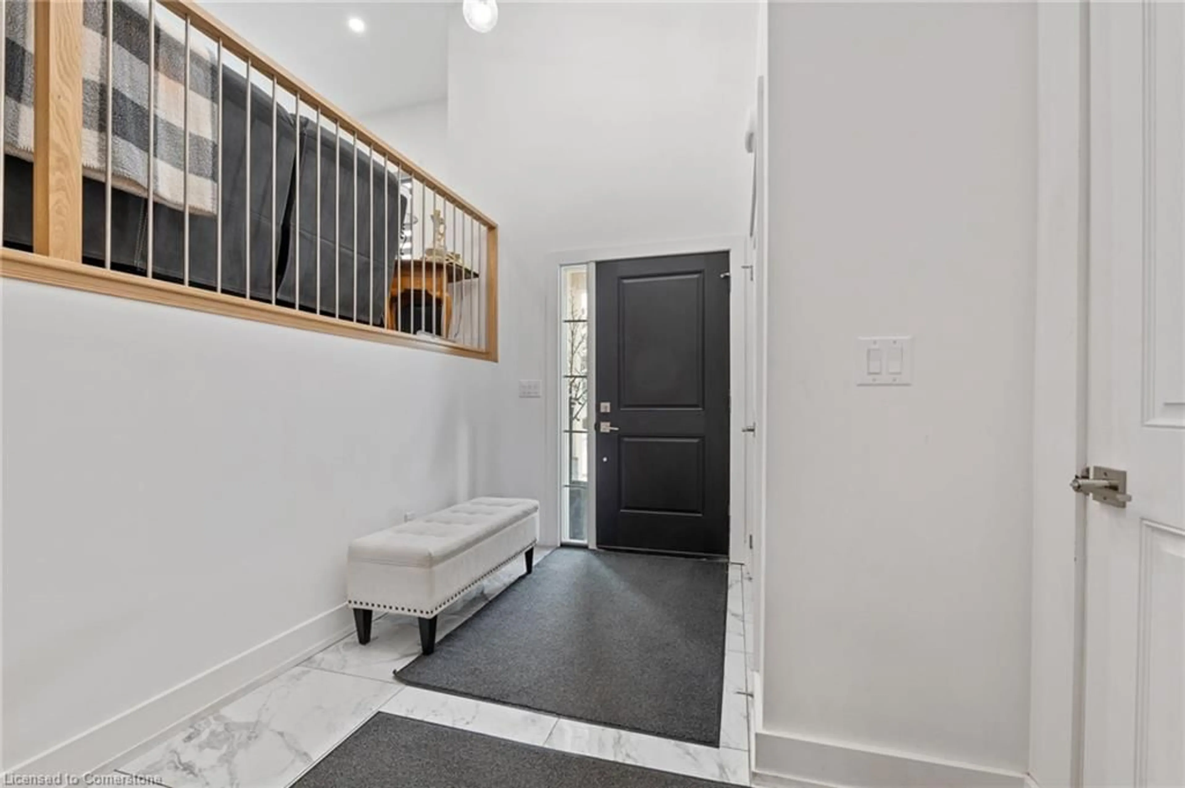 Indoor entryway for 324 Thornwood Ave, Ridgeway Ontario L0S 1N0