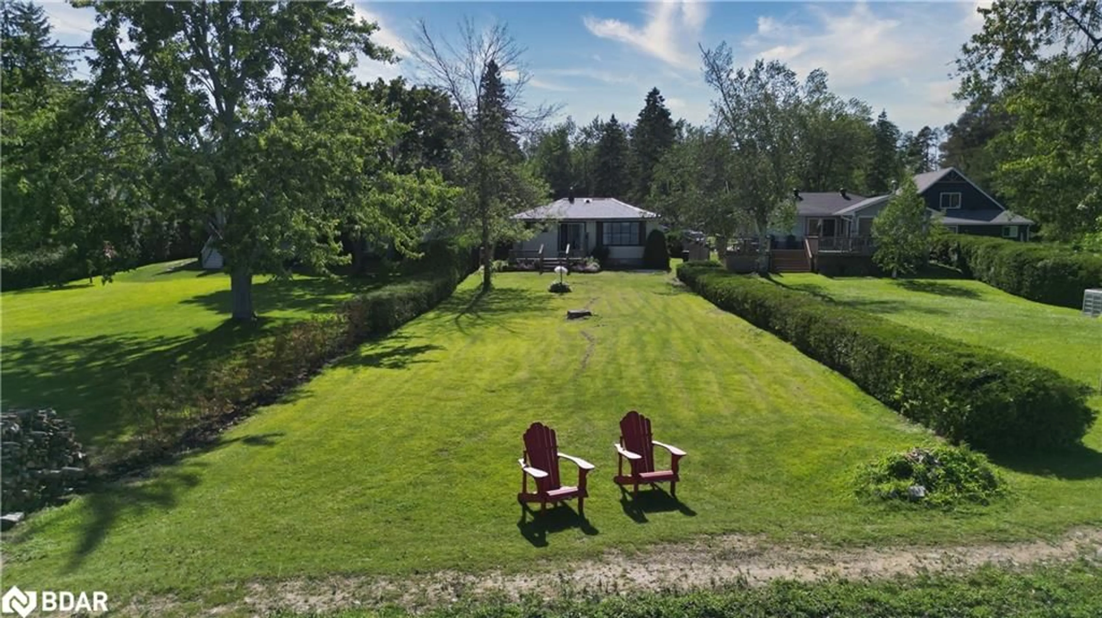A pic from outside/outdoor area/front of a property/back of a property/a pic from drone, unknown for 3529 Bayou Rd, Orillia Ontario L3V 6H3