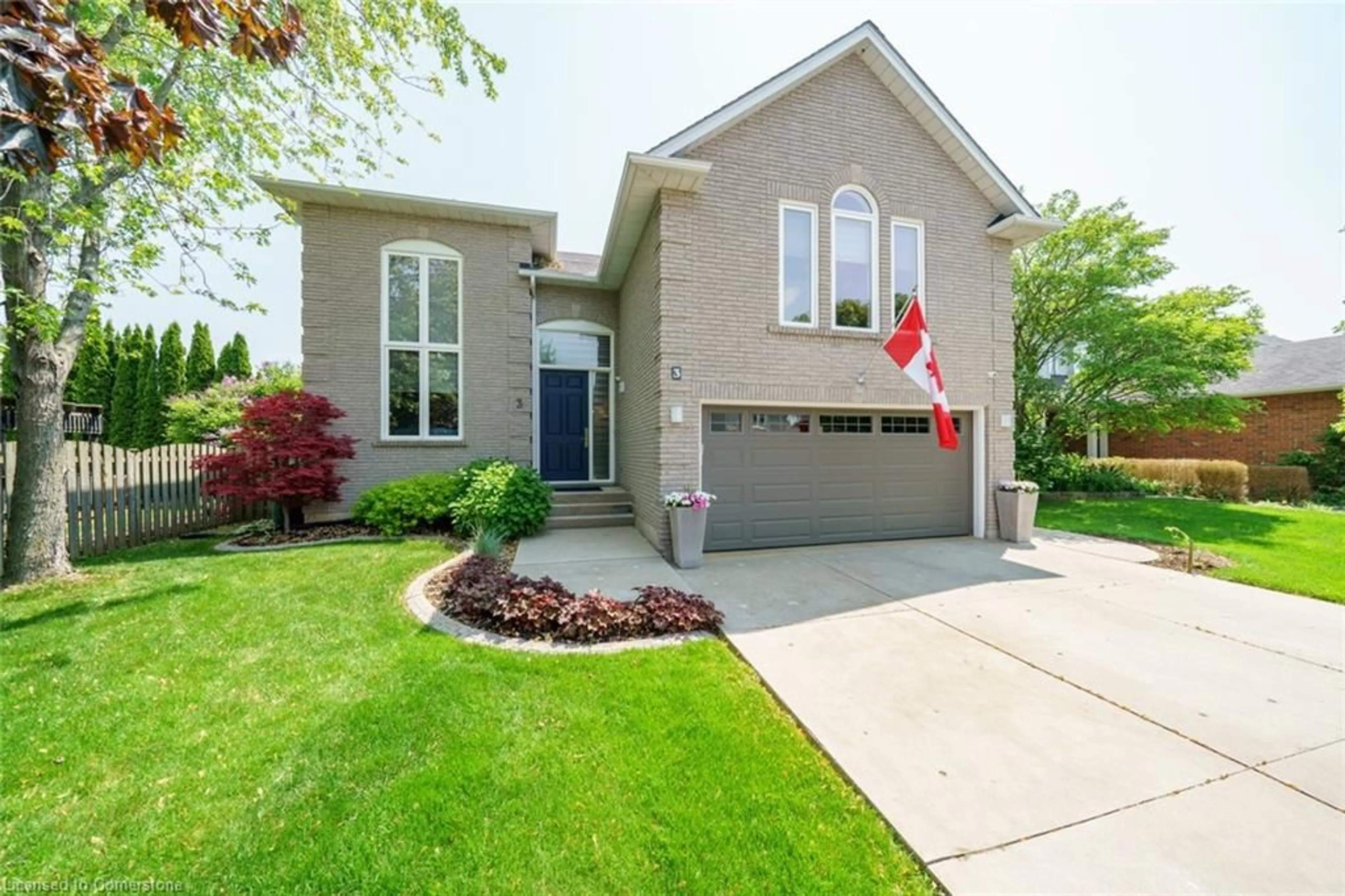 Home with brick exterior material, street for 3 Clansman Cres, Caledonia Ontario N3W 1H3