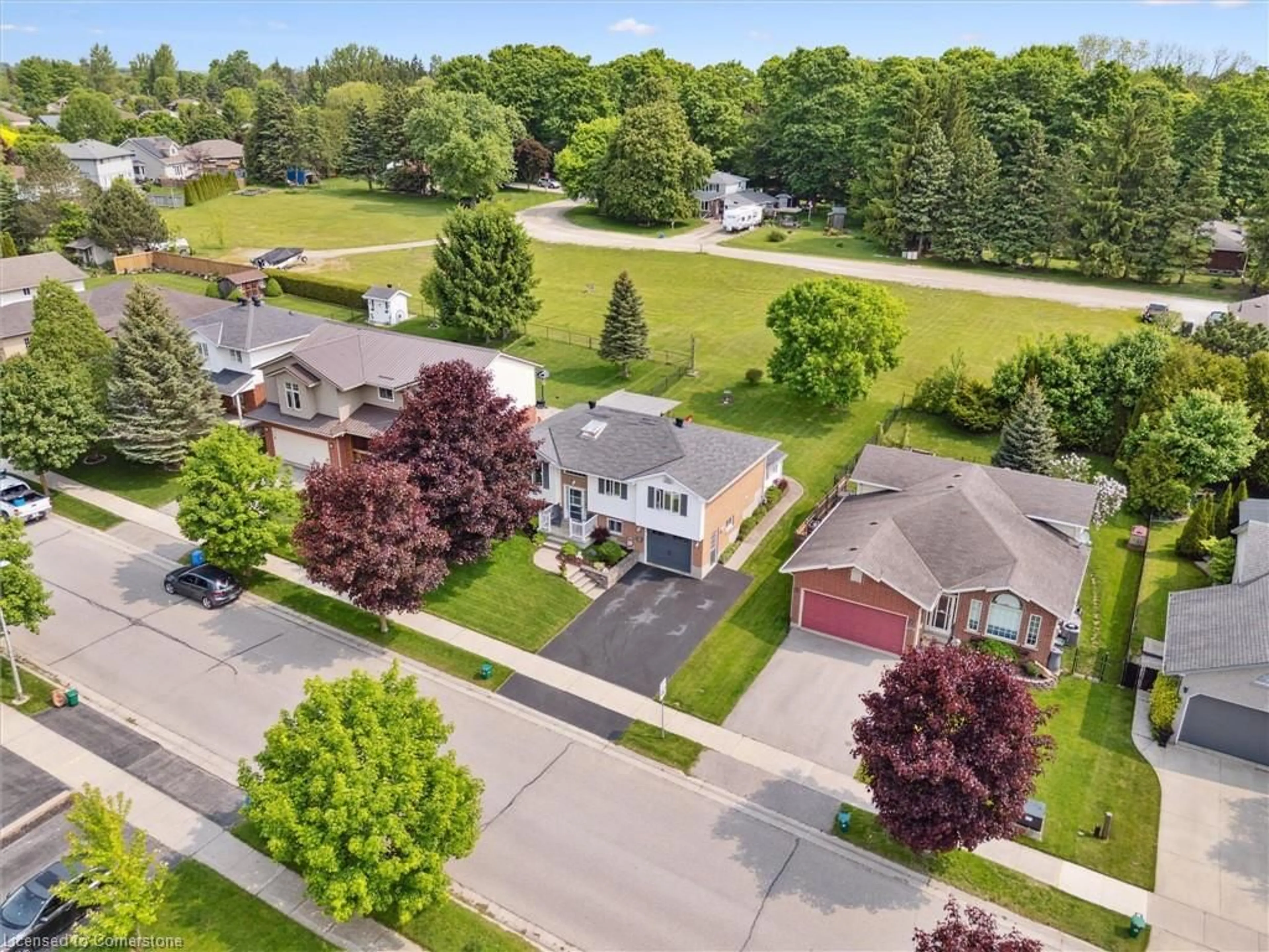 A pic from outside/outdoor area/front of a property/back of a property/a pic from drone, street for 17 Keating Dr, Elora Ontario N0B 1S0