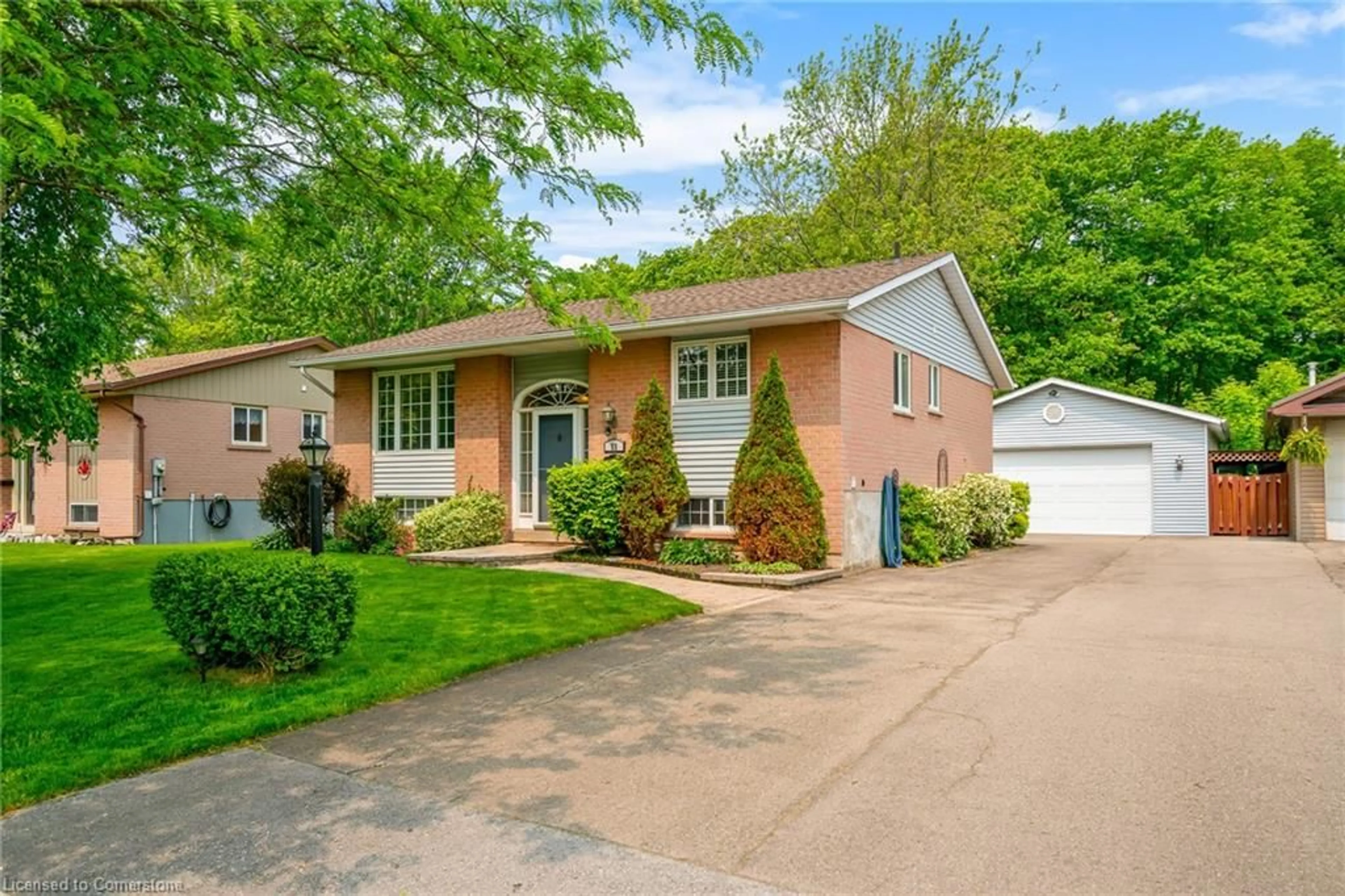 Home with brick exterior material, street for 55 Leaside Dr, Welland Ontario L2M 4G1