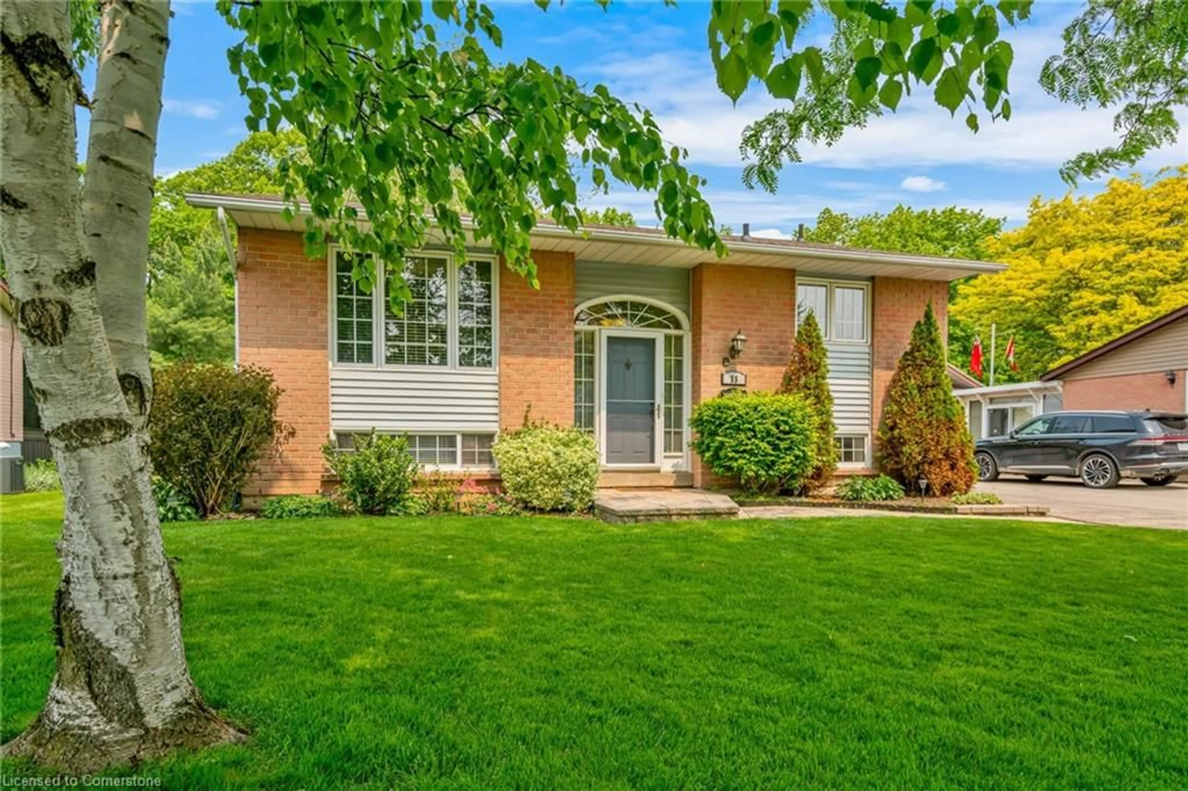 Home with brick exterior material, street for 55 Leaside Dr, Welland Ontario L2M 4G1