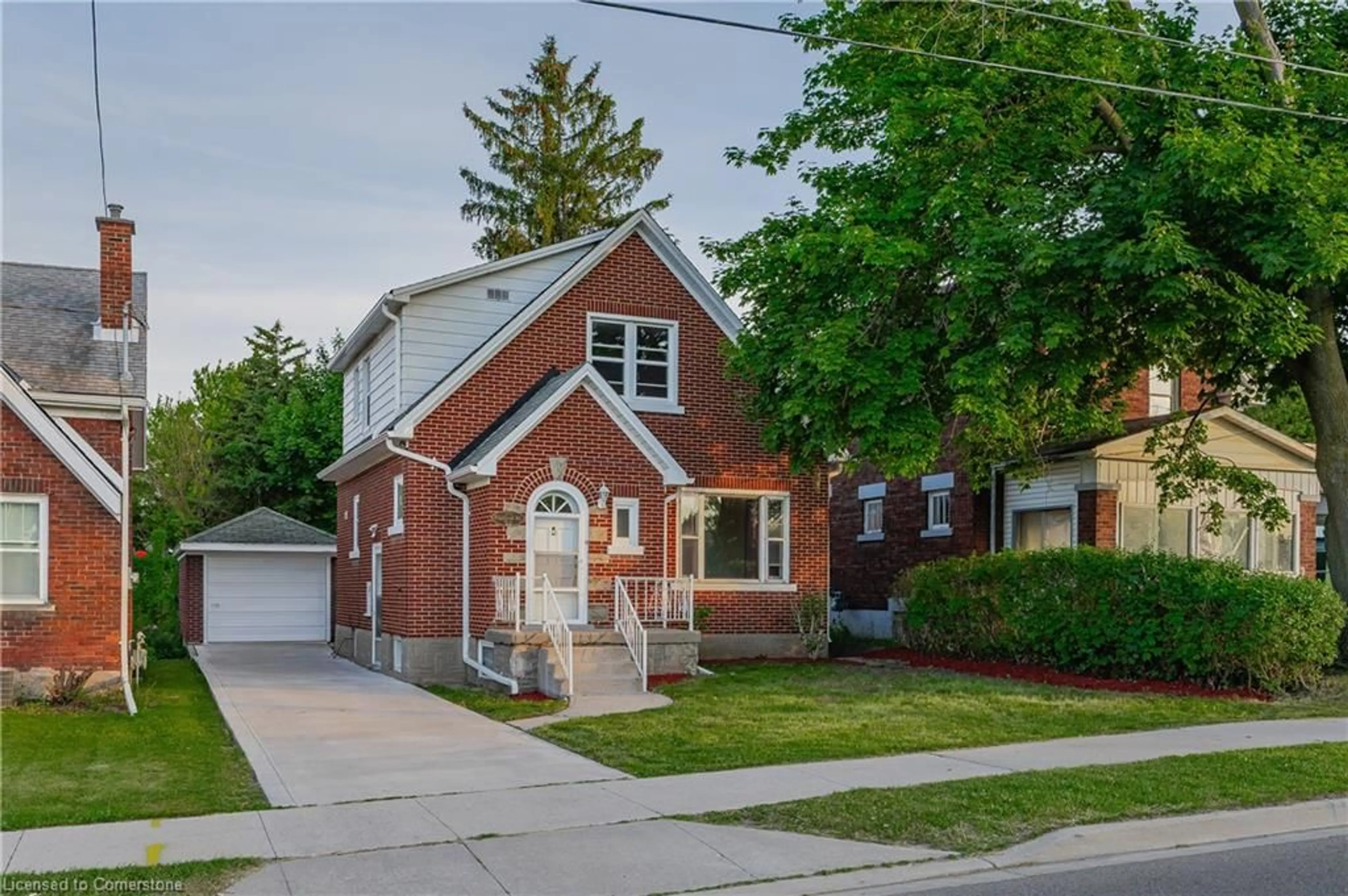 Home with brick exterior material, street for 185 Highland Rd, Kitchener Ontario N2M 3C1