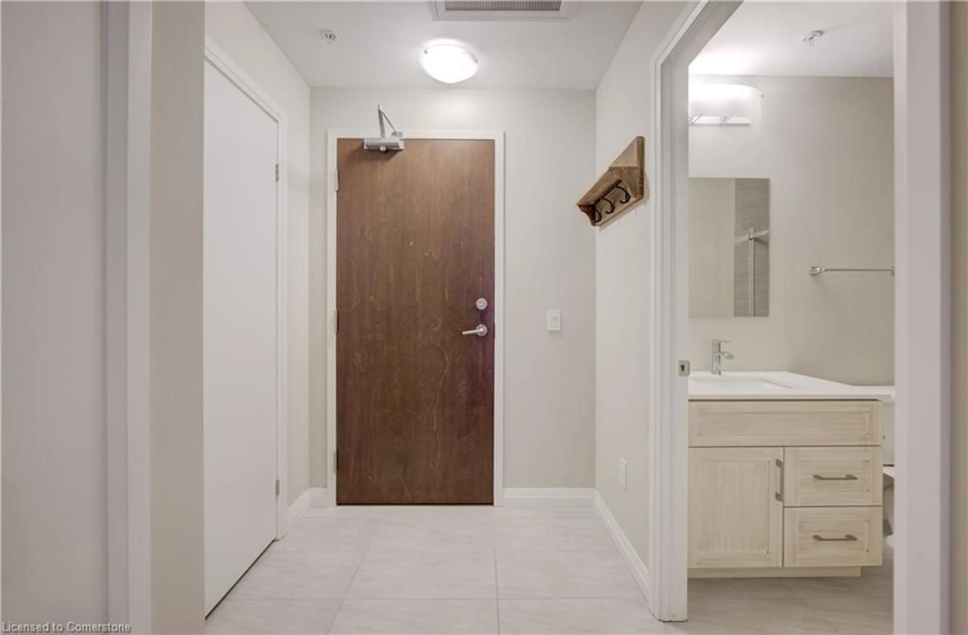 Unknown for 108 Garment St #209, Kitchener Ontario N2G 2B3
