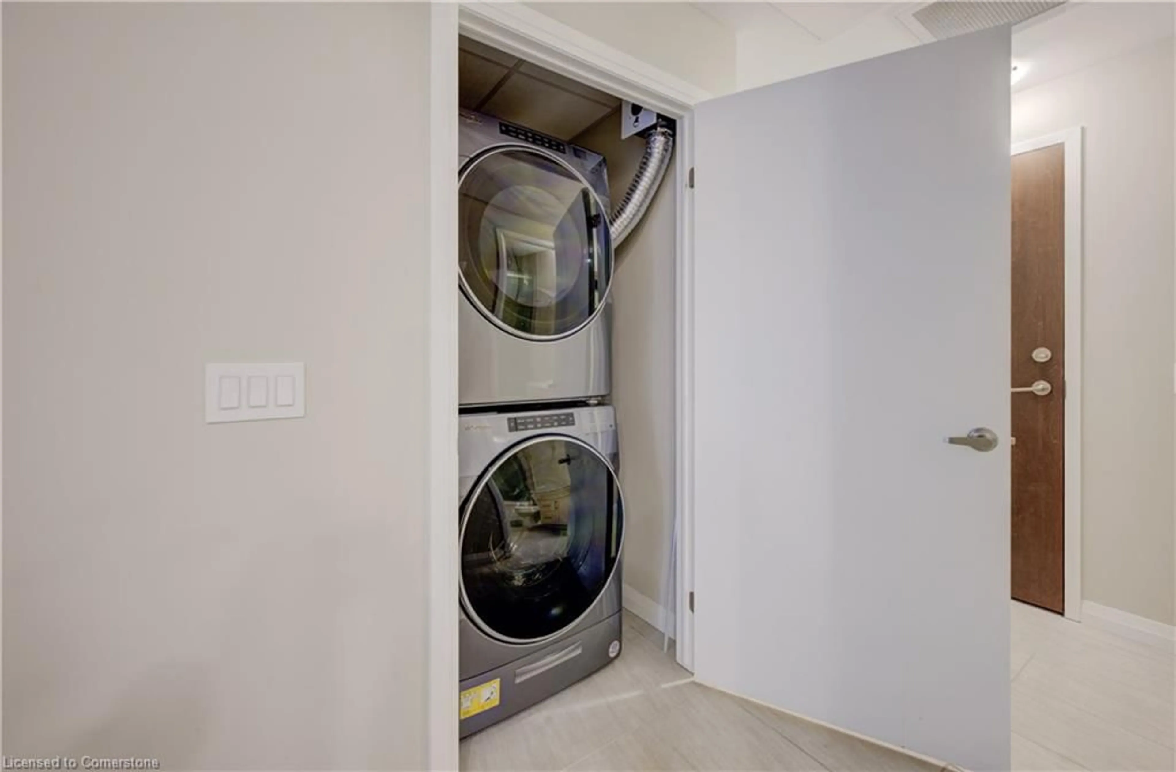 Laundry room for 108 Garment St #209, Kitchener Ontario N2G 2B3
