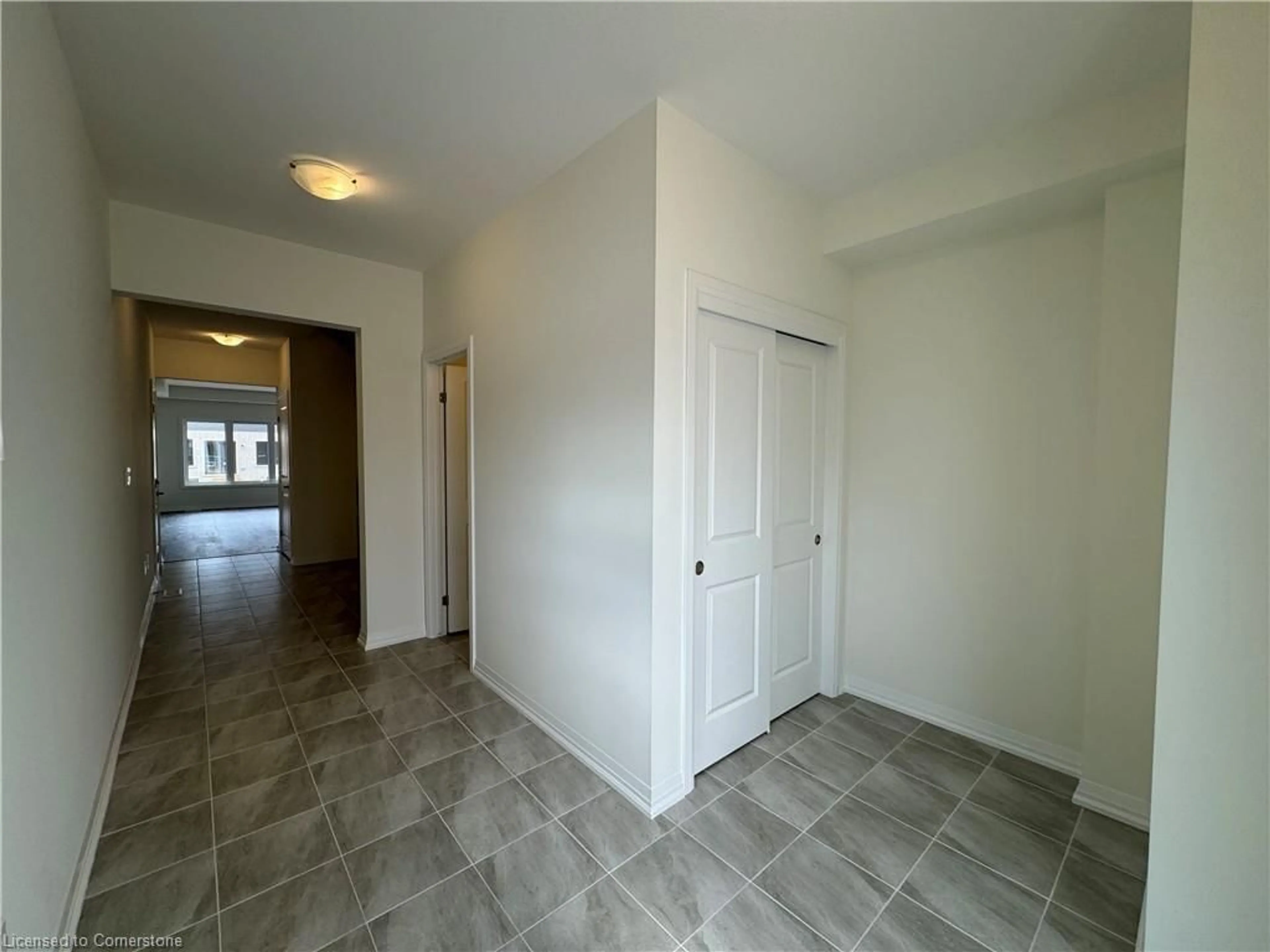 Unknown for 72 Samuel Avenue, Fonthill Ontario L0S 1E1
