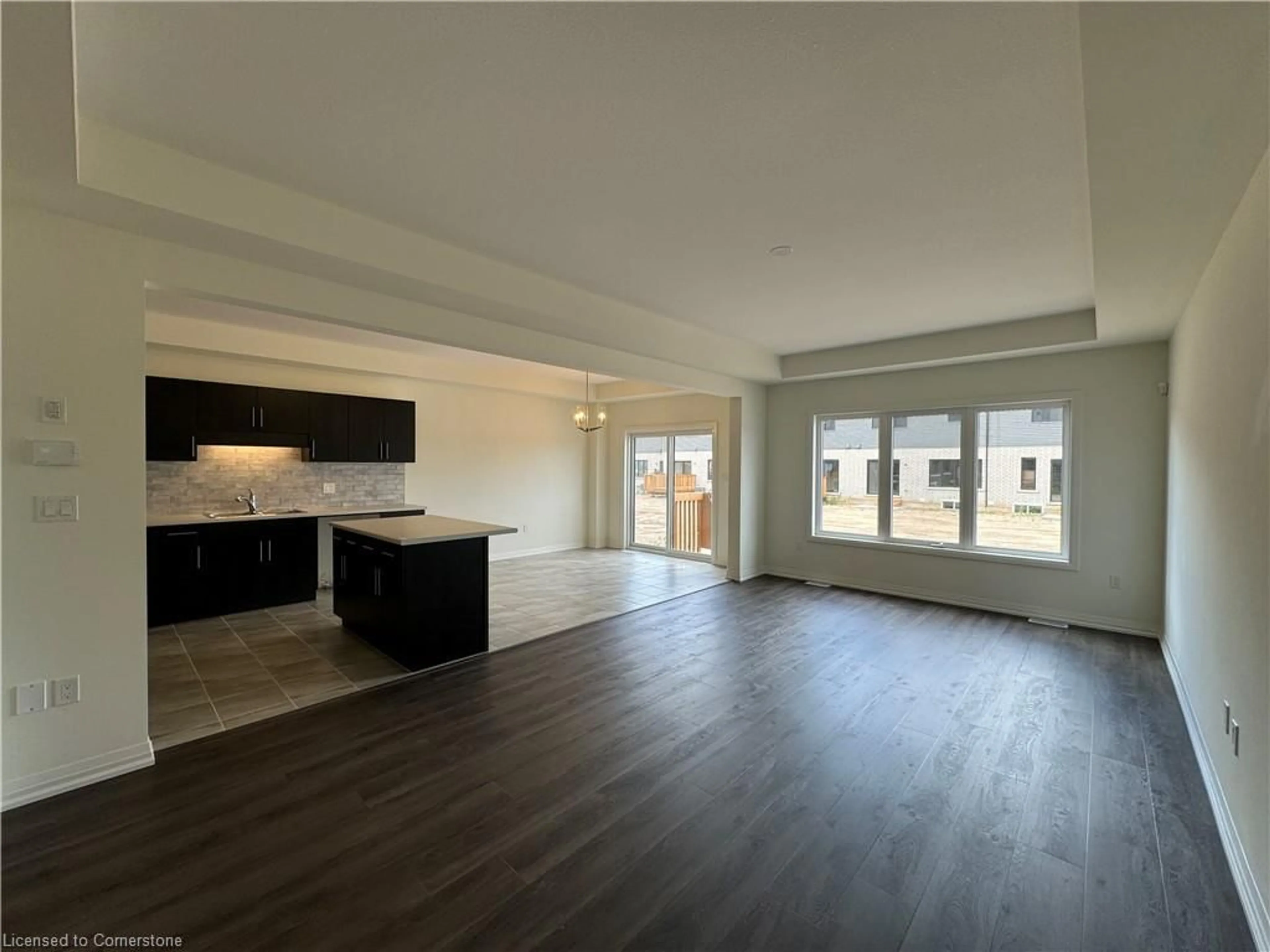 A pic of a room for 72 Samuel Avenue, Fonthill Ontario L0S 1E1
