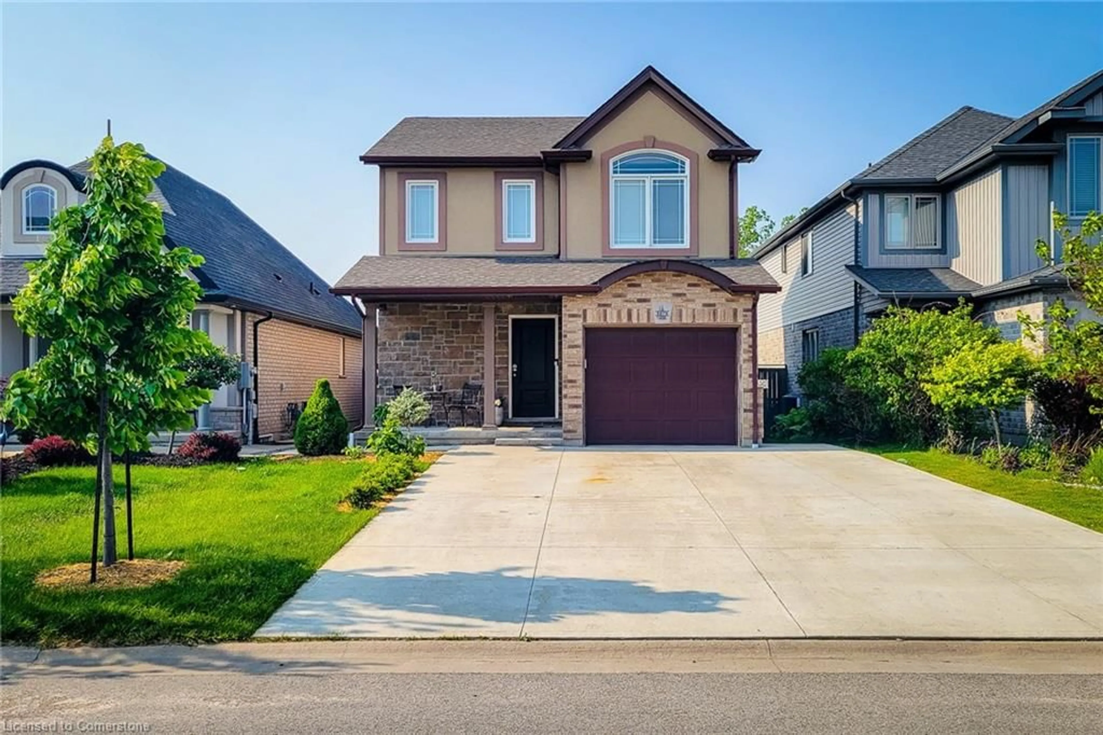 Home with brick exterior material, street for 5979 Ernest Cres, Niagara Falls Ontario L2H 0H8