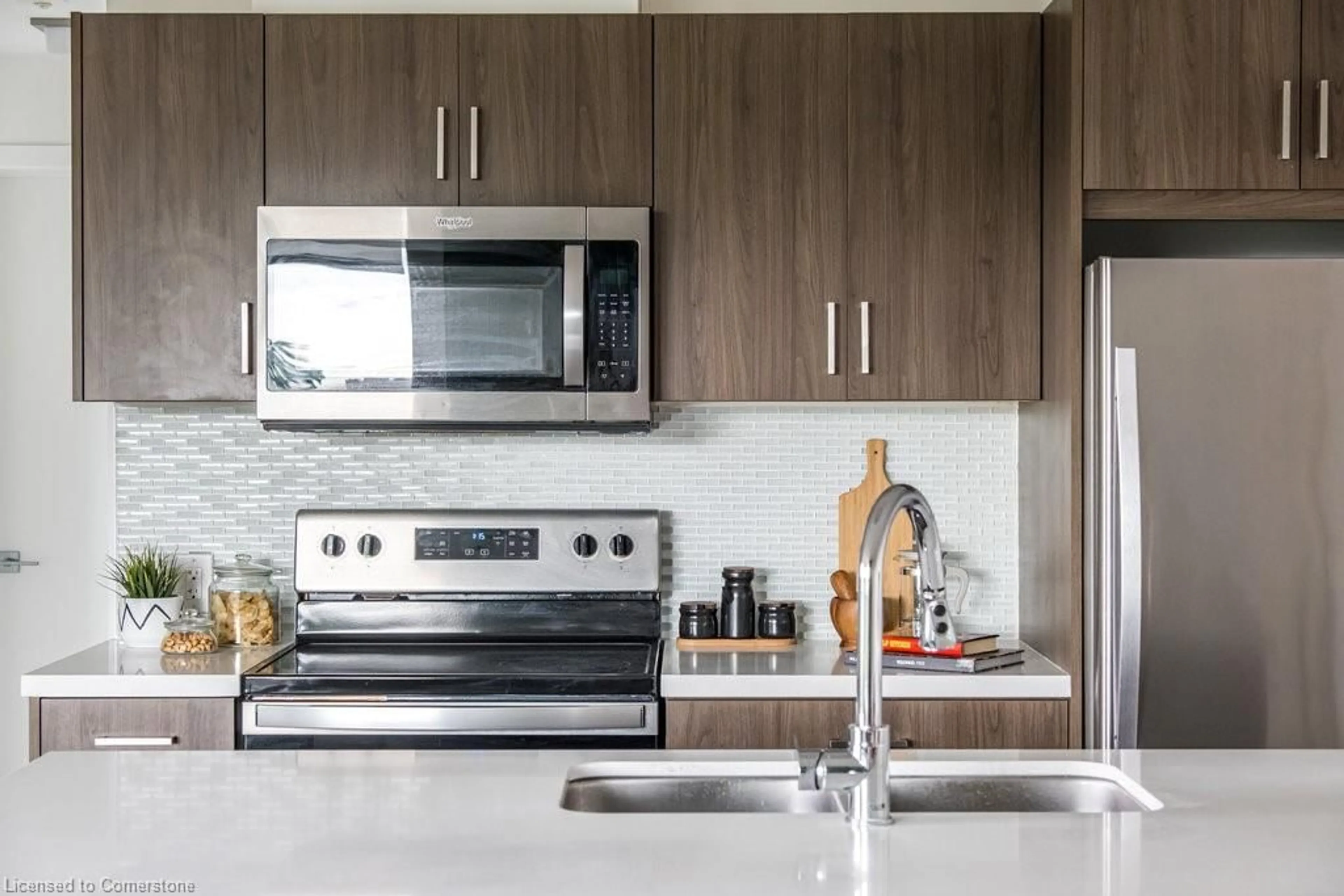 Contemporary kitchen, unknown for 467 Charlton Ave #404, Hamilton Ontario L8N 1Z4