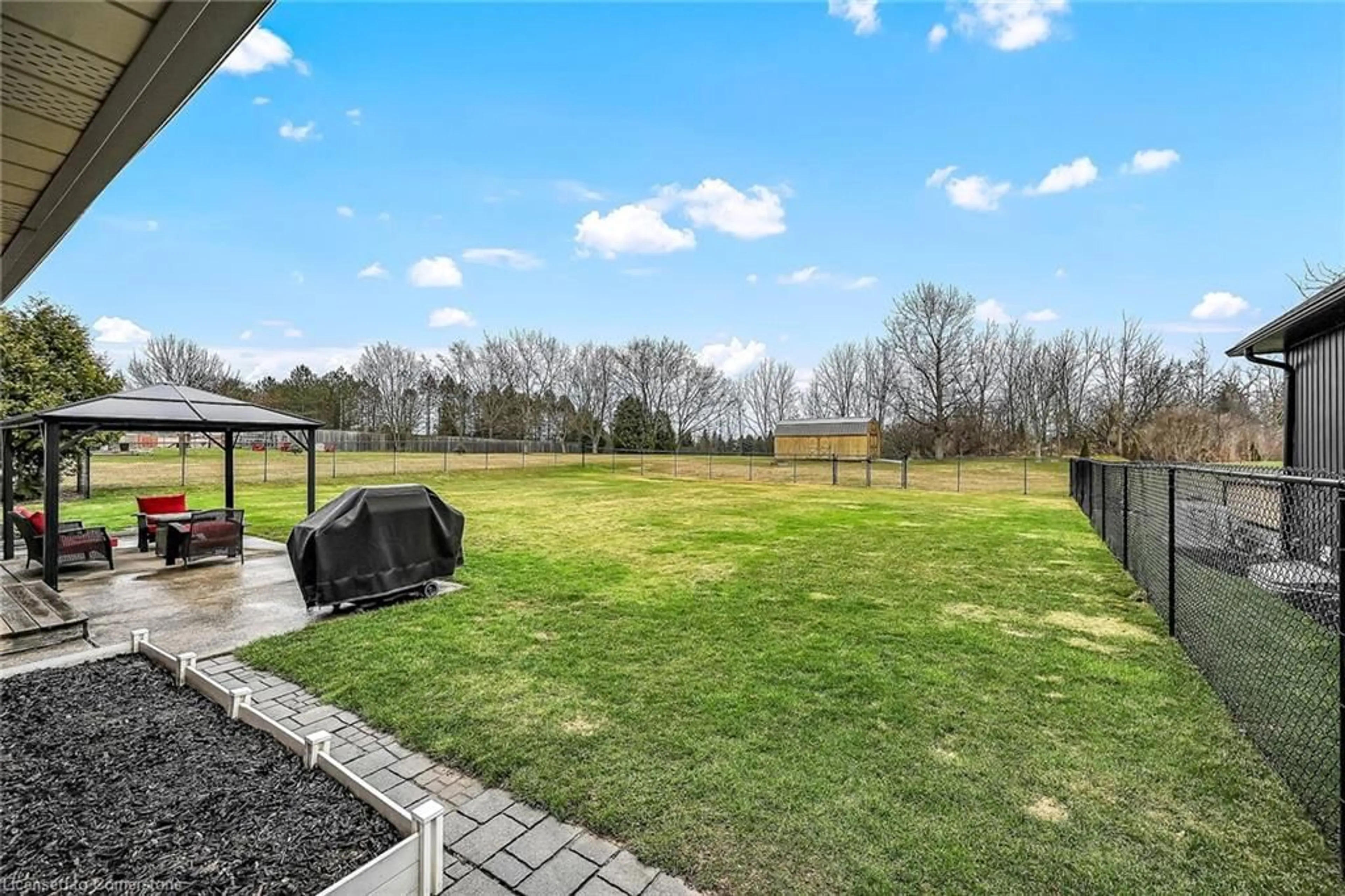 A pic from outside/outdoor area/front of a property/back of a property/a pic from drone, water/lake/river/ocean view for 33 Echo St, Cayuga Ontario N0A 1E0