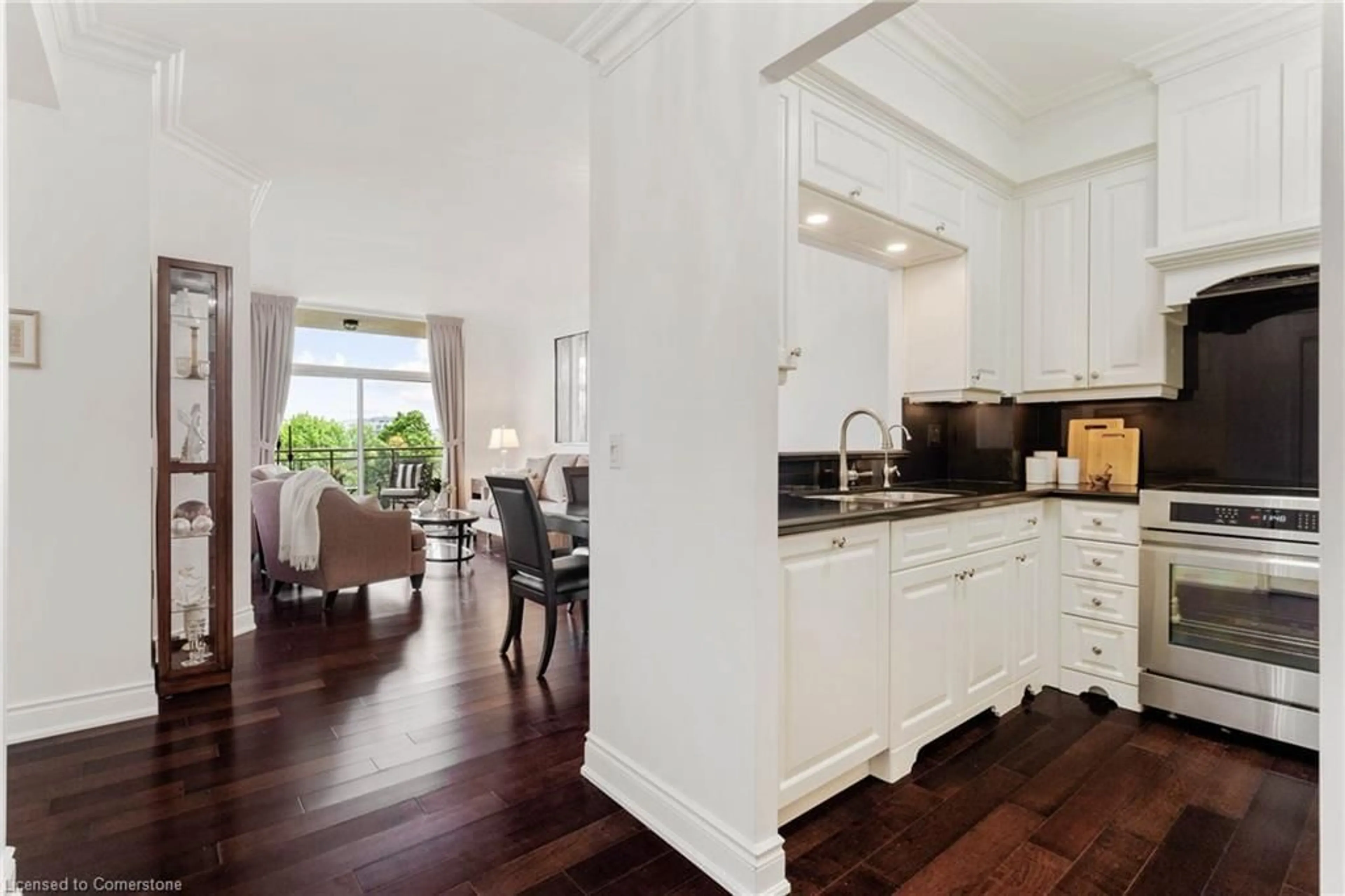 Open concept kitchen, unknown for 100 Burloak Dr #1514, Burlington Ontario L7L 6P6