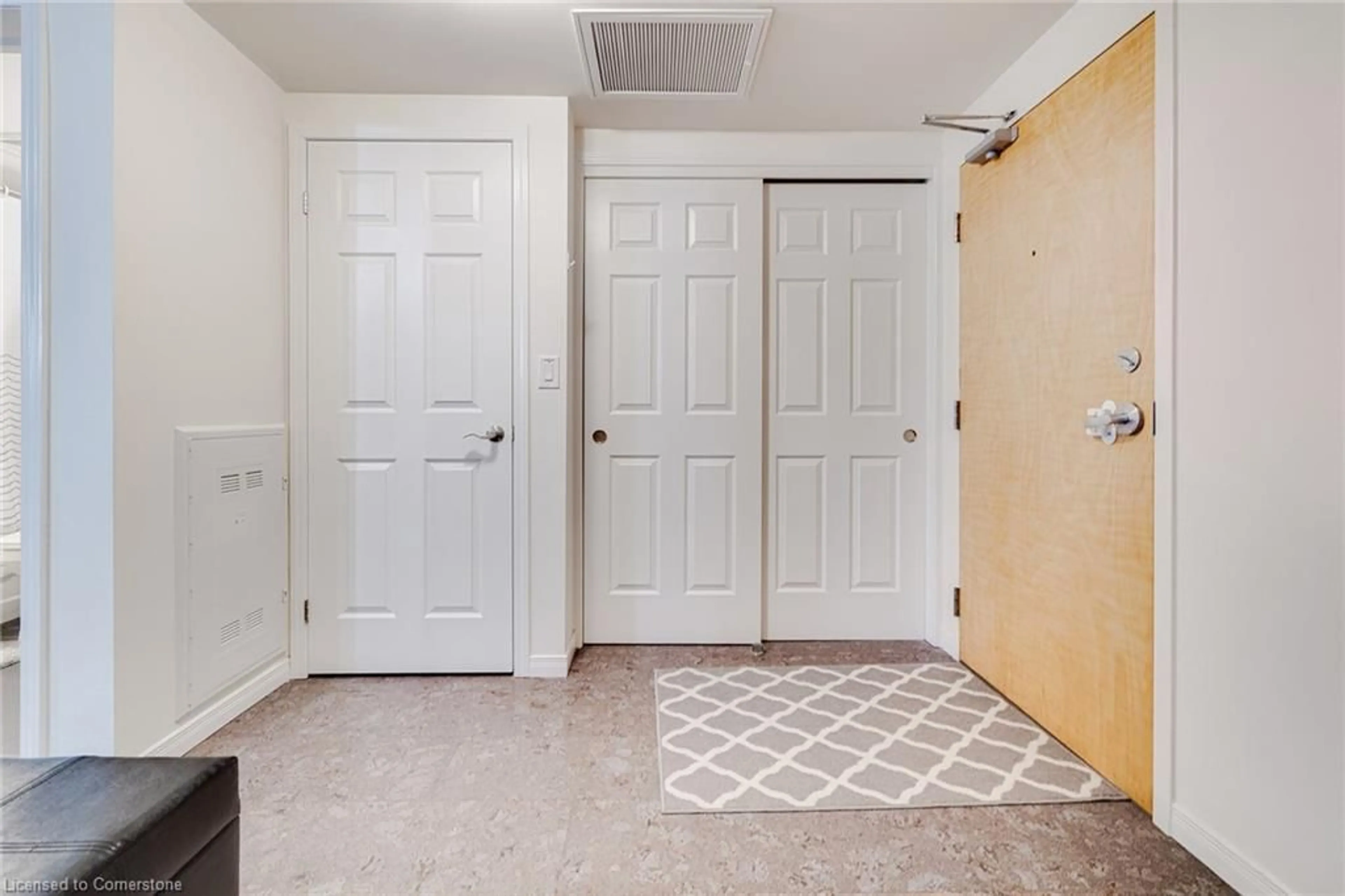 Indoor entryway for 155 Water St #409, Cambridge Ontario N1R 3E3