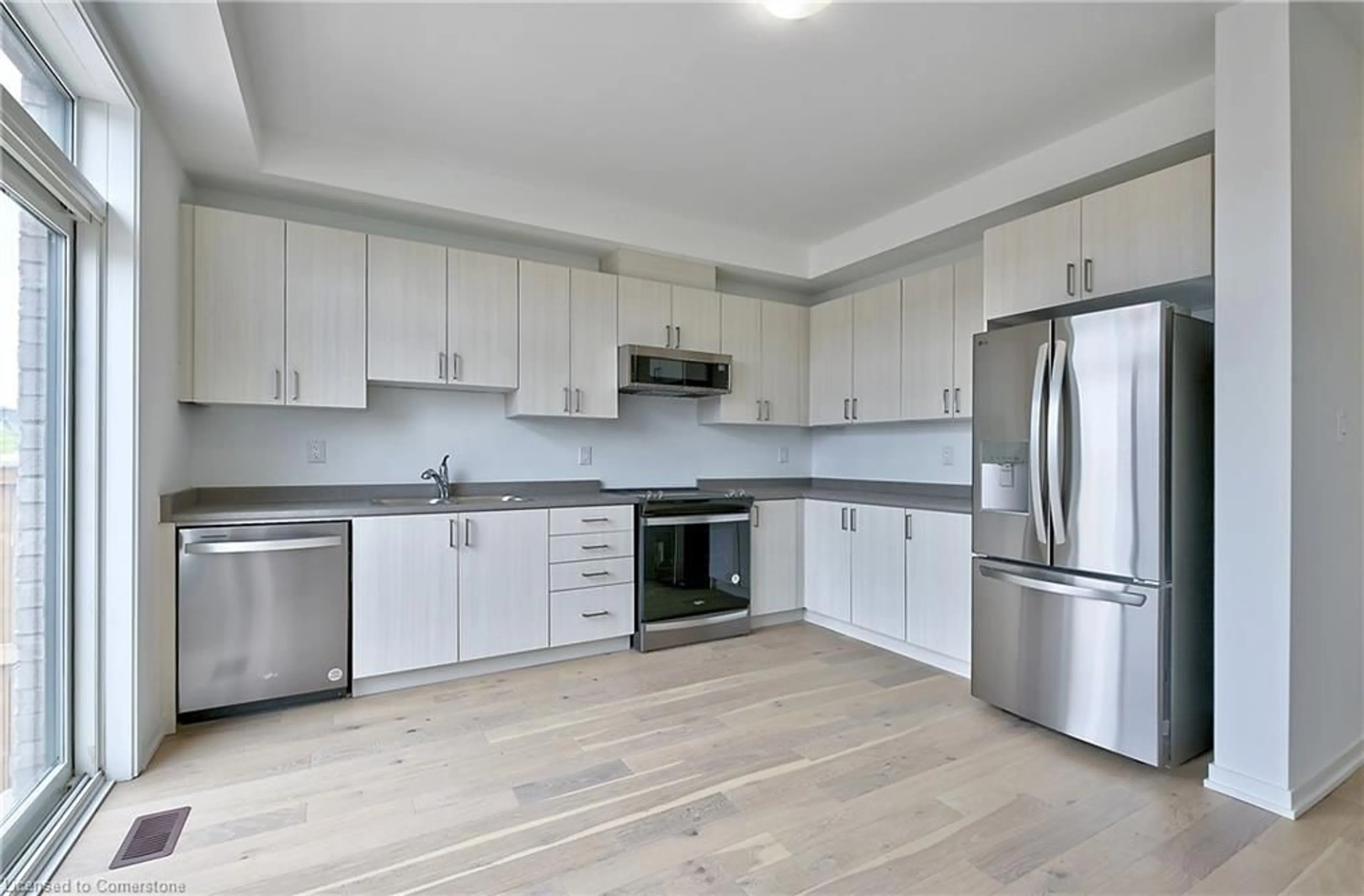 Open concept kitchen, unknown for 219 Monarch Ave, Ajax Ontario L1S 7M3