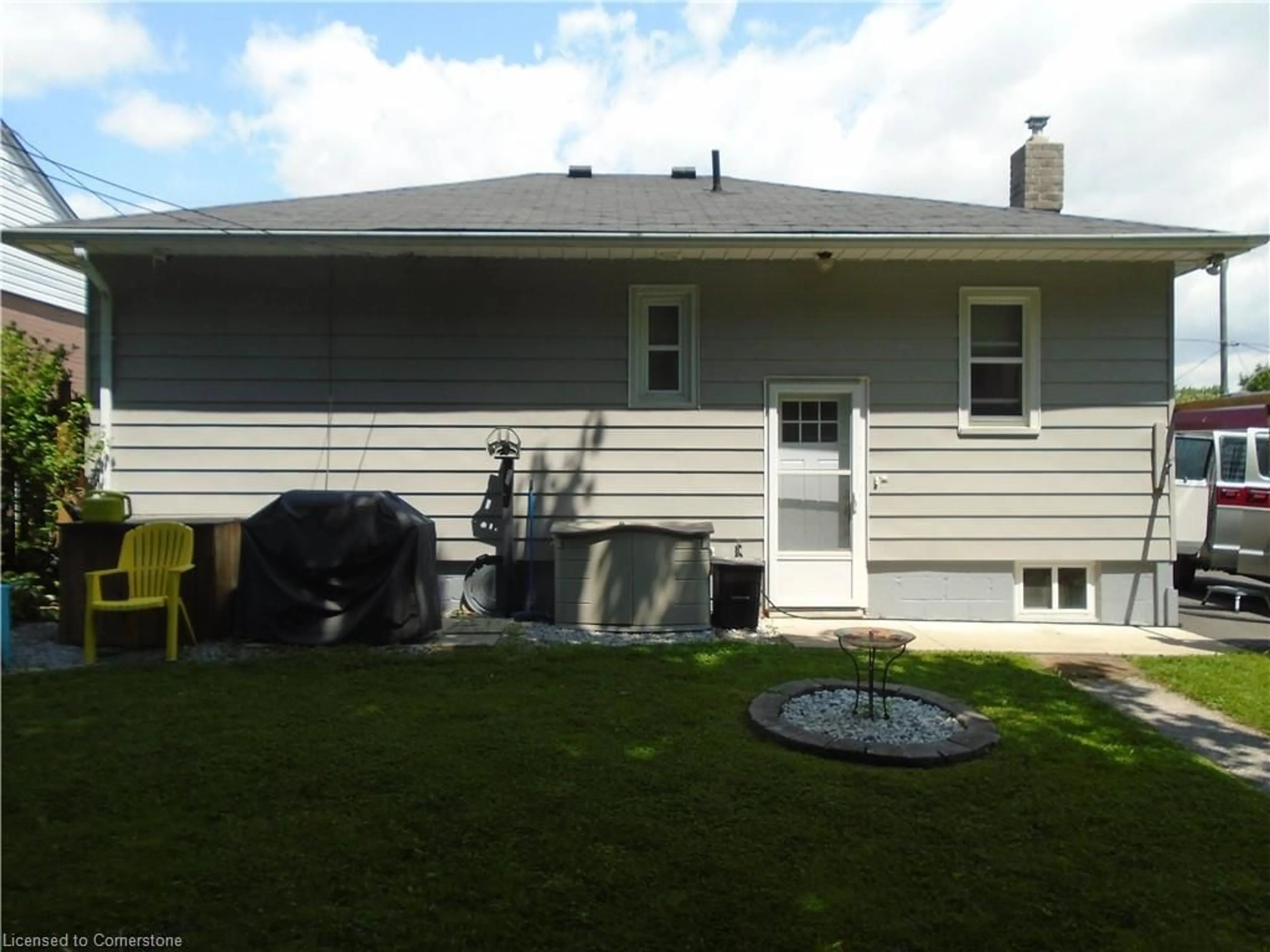 Unknown for 8 Tyrell St, Simcoe Ontario N3Y 2H1