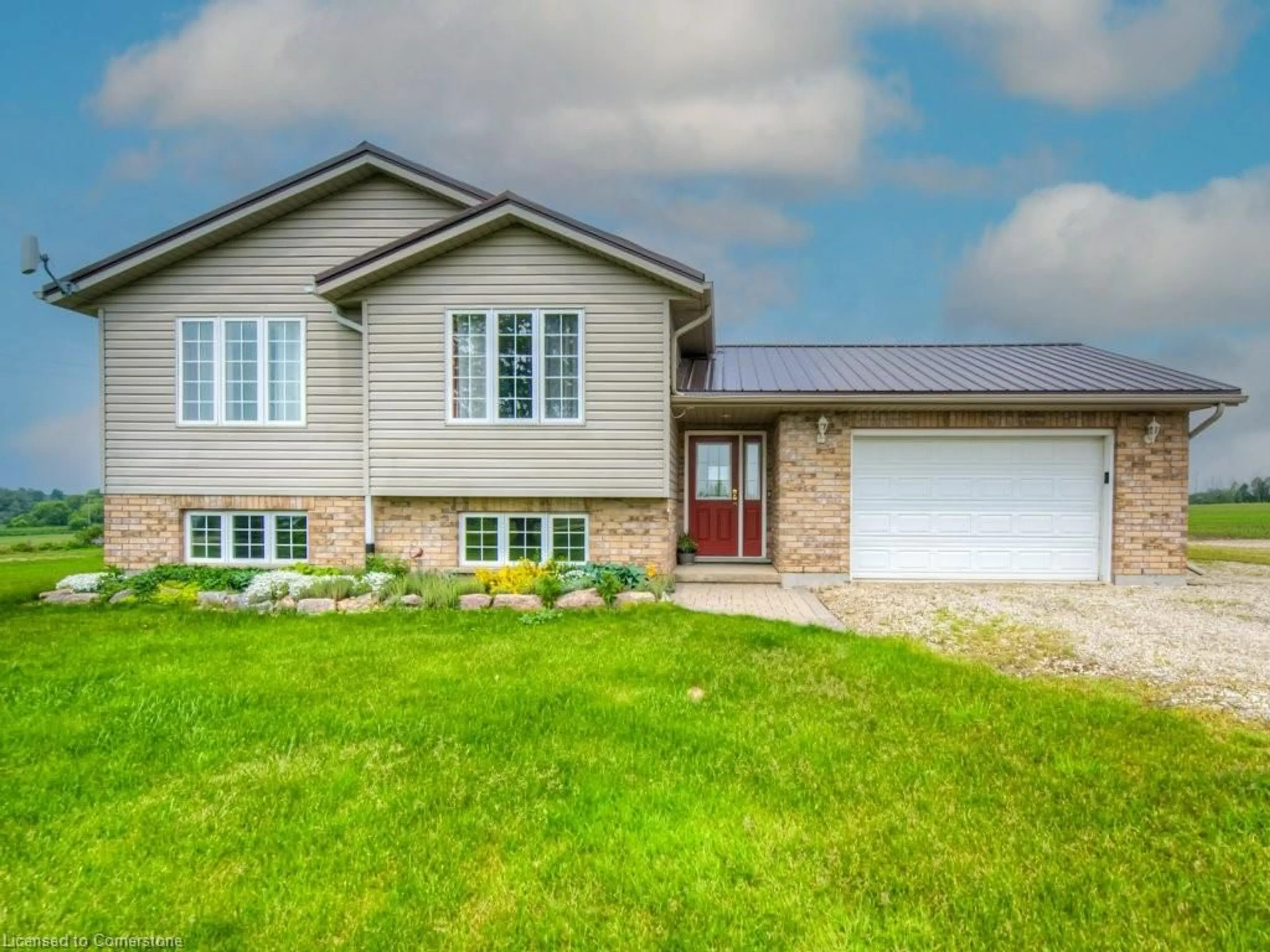 Home with vinyl exterior material, street for 8430 175 Rd, Kurtzville Ontario N4W 3G6
