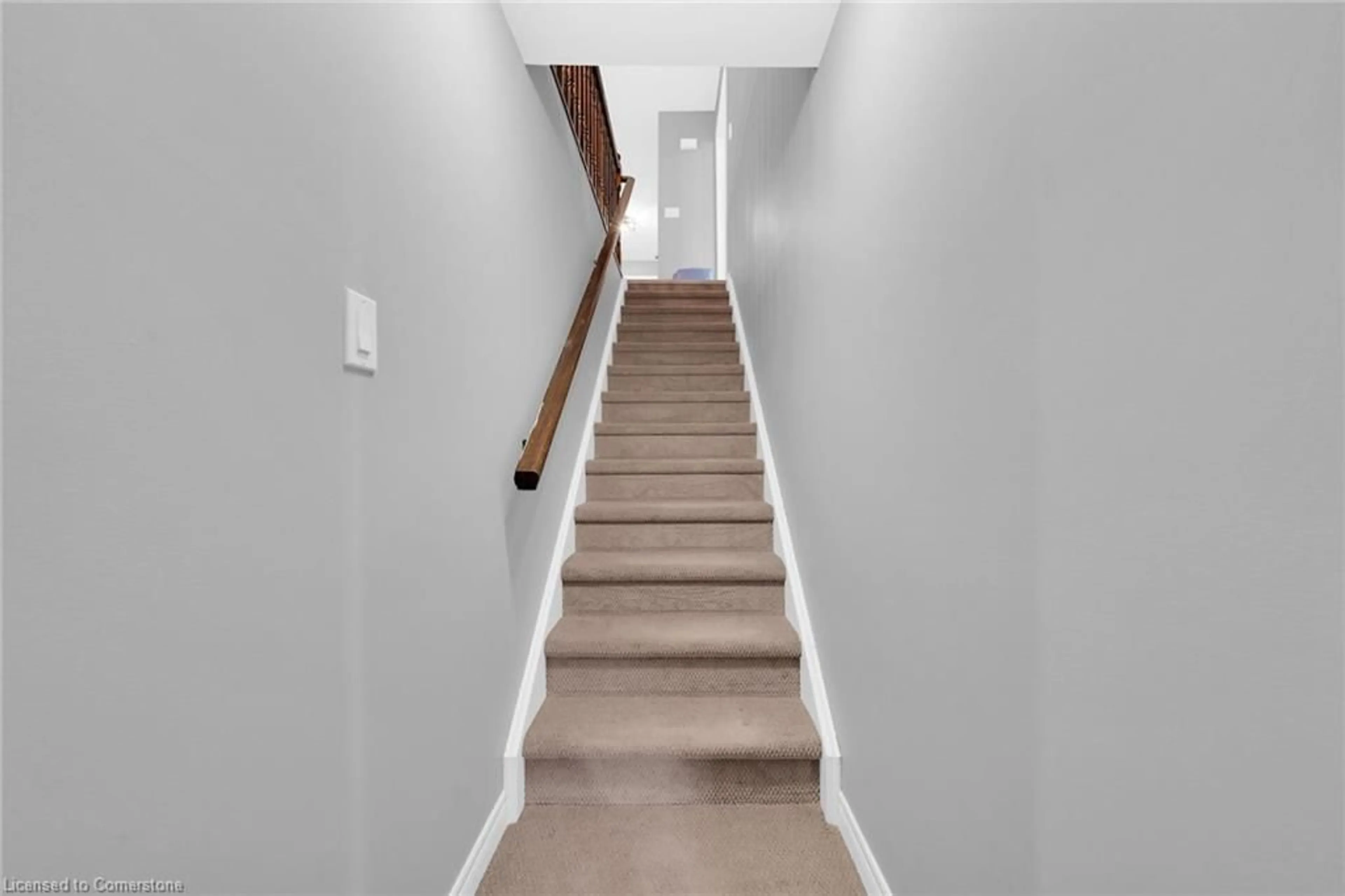 Stairs for 144 Forest St, Dunnville Ontario N1A 1C1