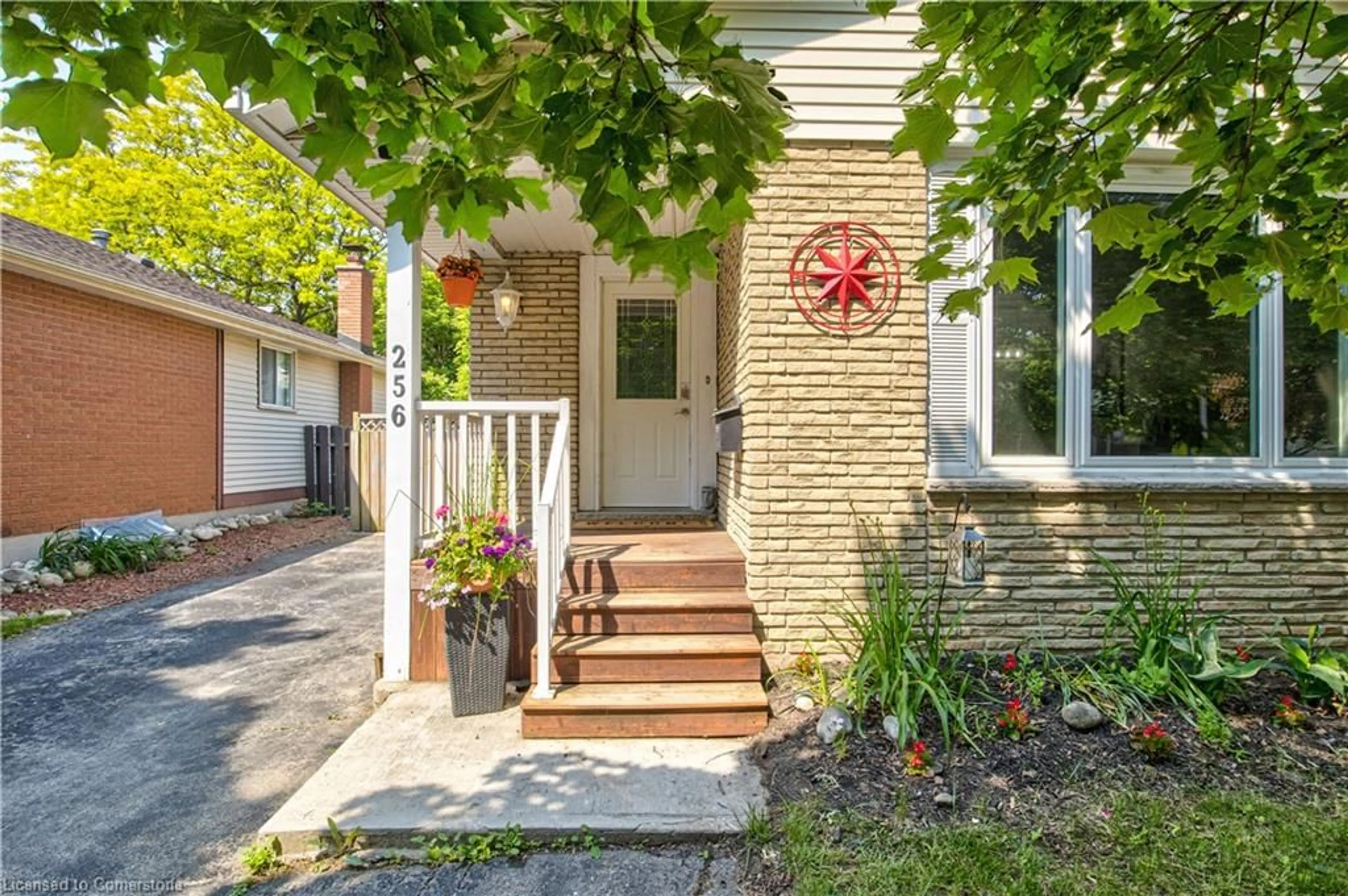 Home with brick exterior material, street for 256 Johanna Dr, Cambridge Ontario N1S 4C6