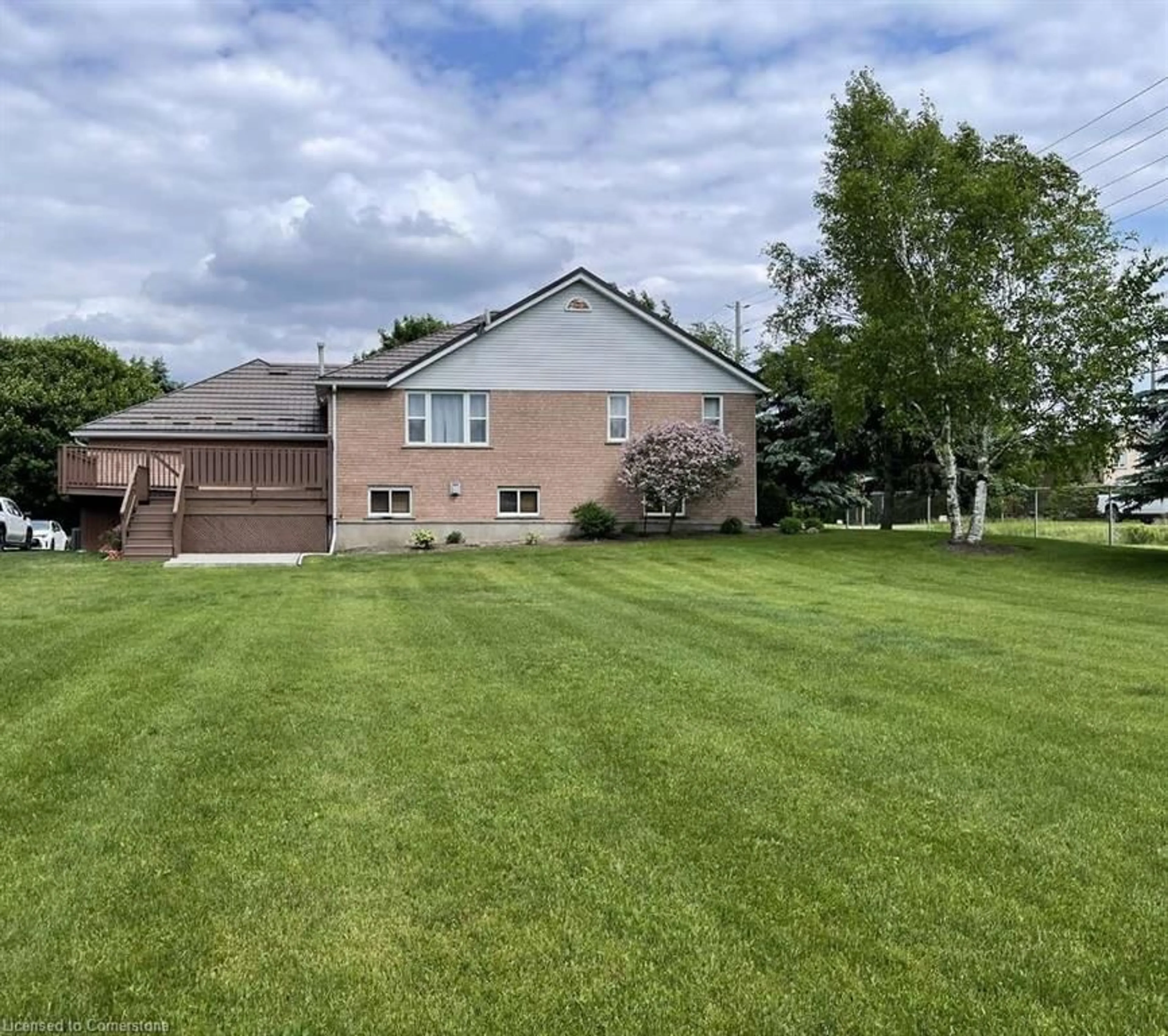 A pic from outside/outdoor area/front of a property/back of a property/a pic from drone, street for 30 Musselman Cres, Conestogo Ontario N0B 1N0