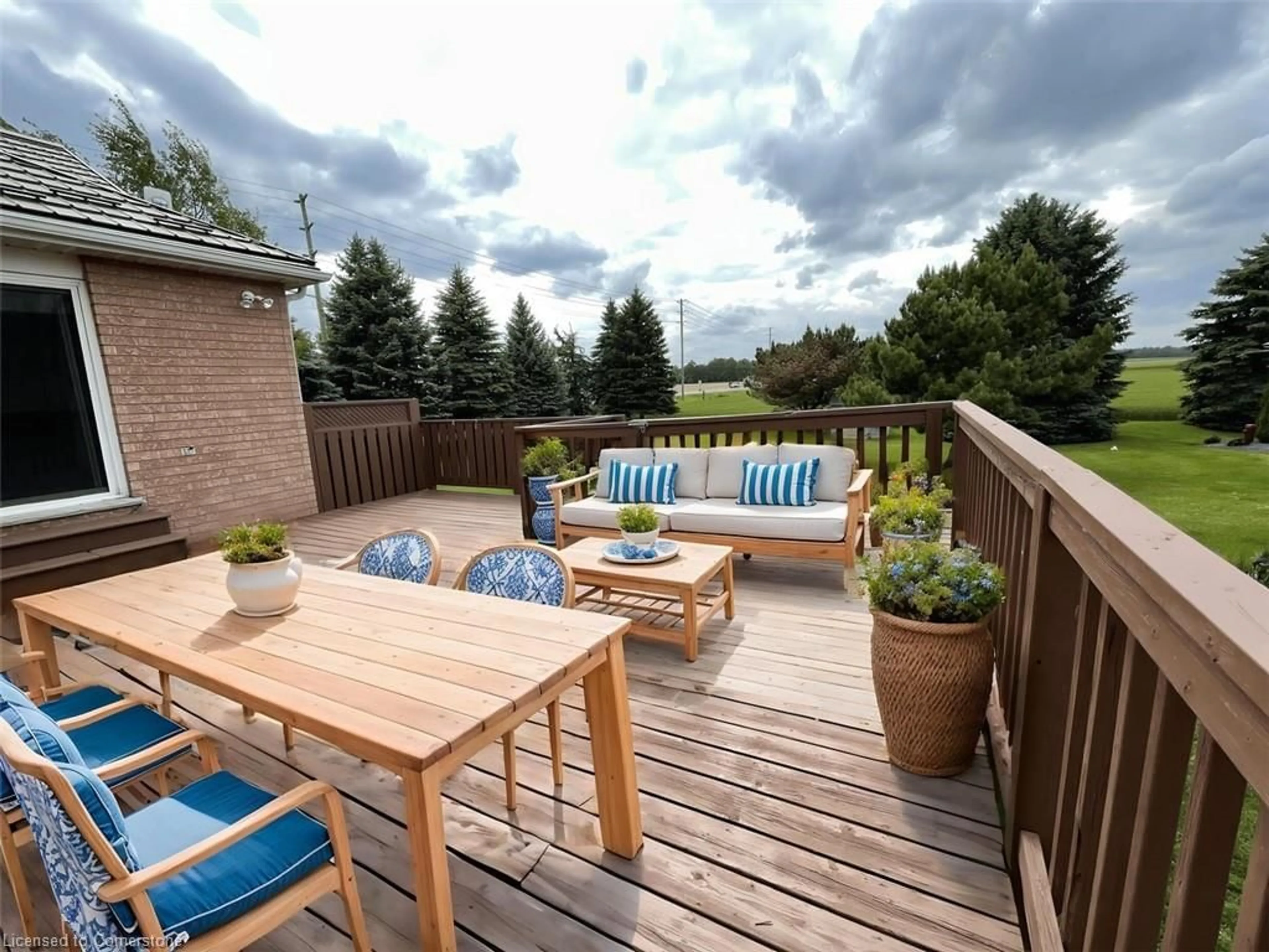 Patio, unknown for 30 Musselman Cres, Conestogo Ontario N0B 1N0
