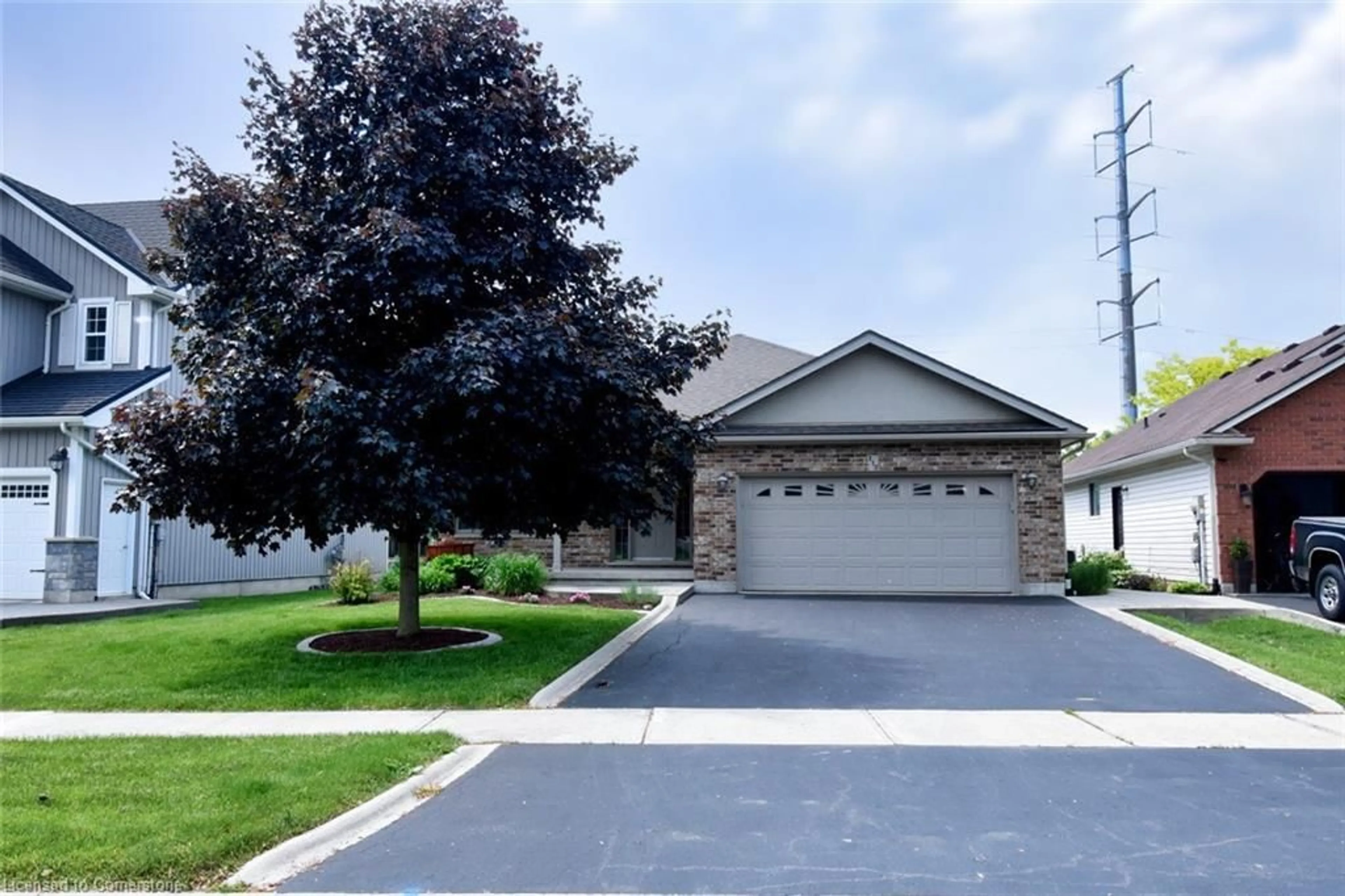 Unknown for 117 Dunrobin Dr, Caledonia Ontario N3W 2P4