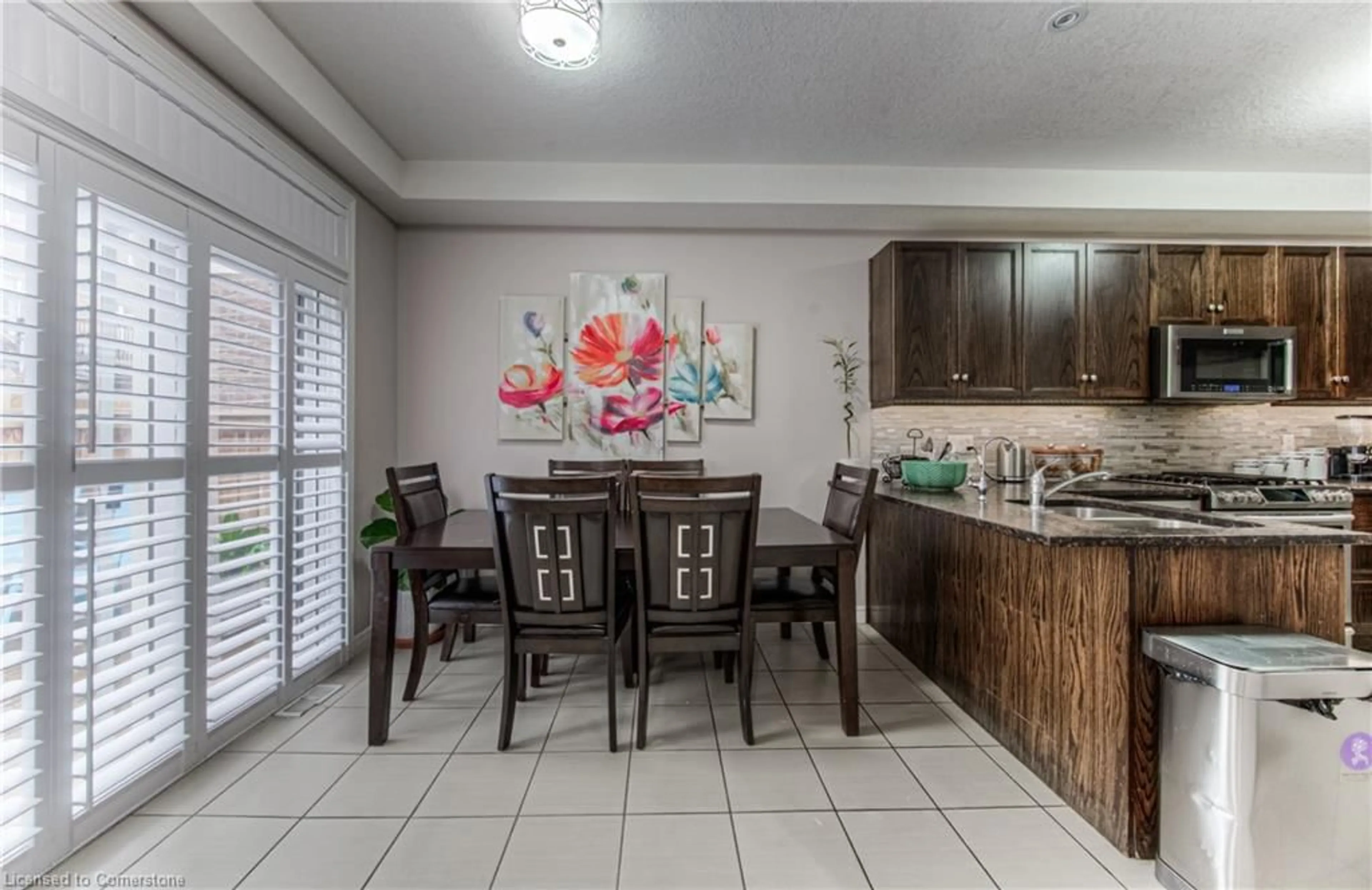 Dining room, ceramic/tile floor for 14 Sandybay Ave, Kitchener Ontario N2A 0H7
