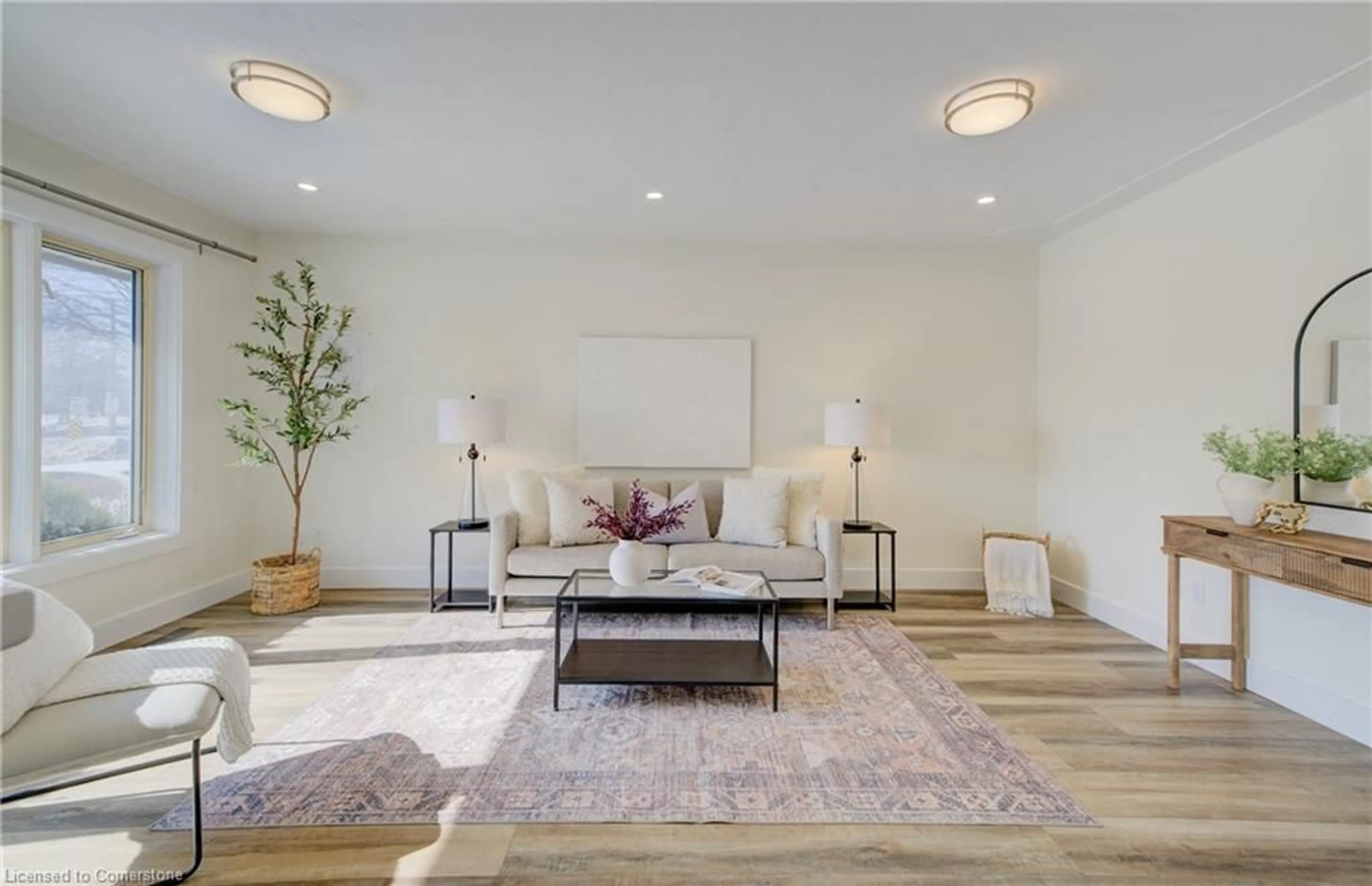 Living room with furniture, unknown for 80 Westmount Rd, Waterloo Ontario N2L 2L1