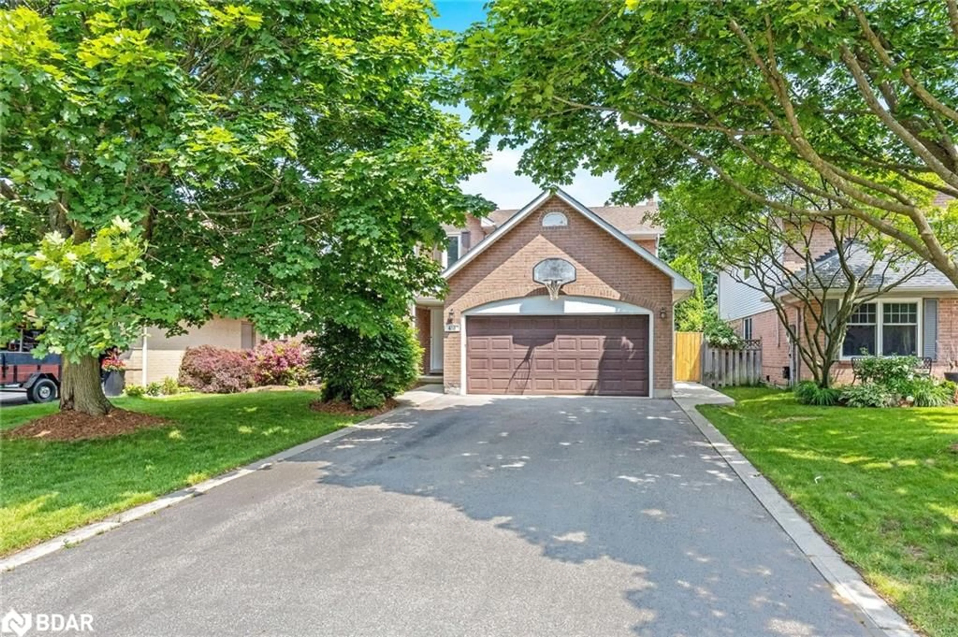 Unknown for 400 Devonshire Terr, Hamilton Ontario L9G 4R6