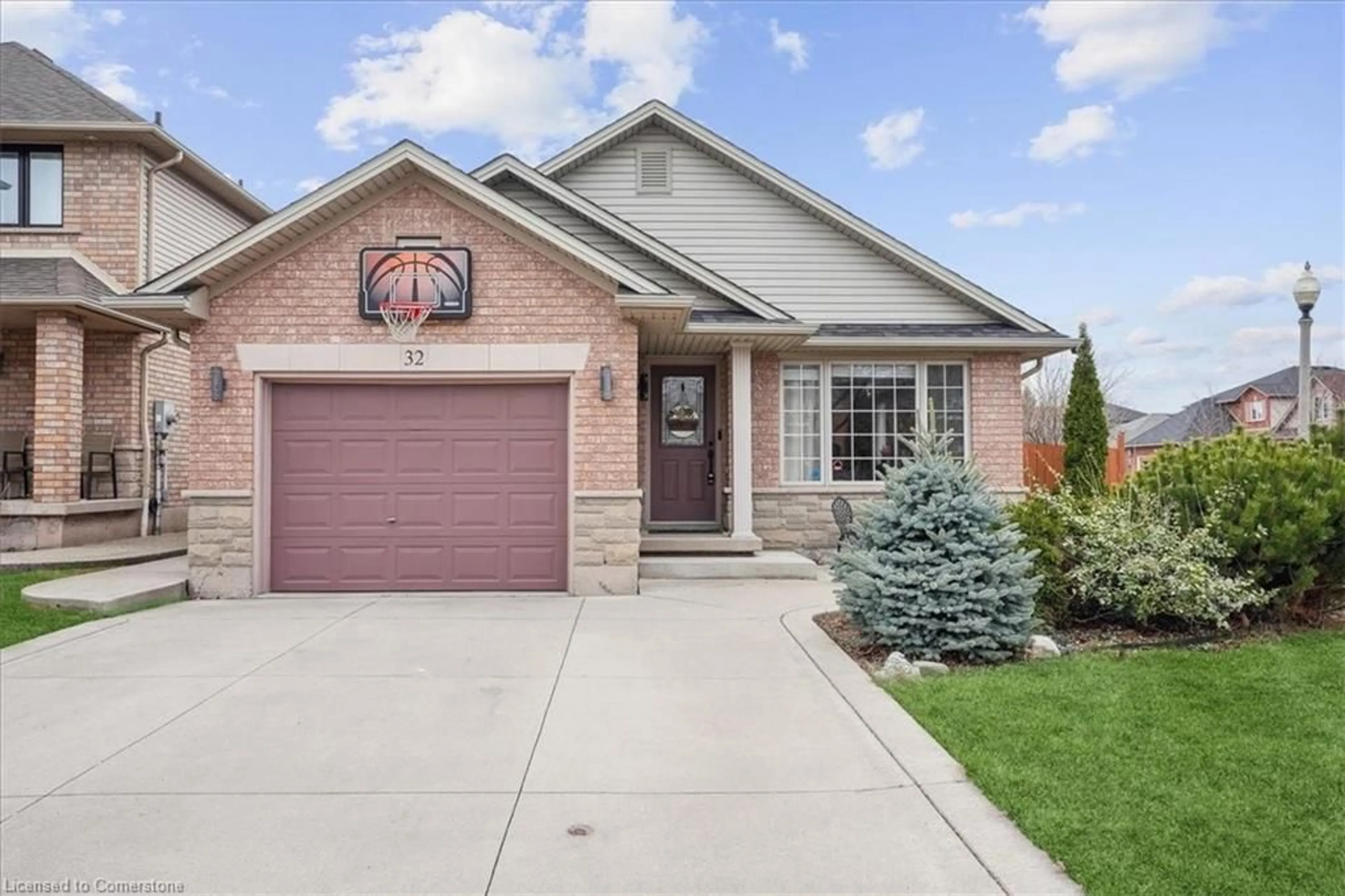 Home with brick exterior material, street for 32 Sonoma Lane, Stoney Creek Ontario L8E 6B5