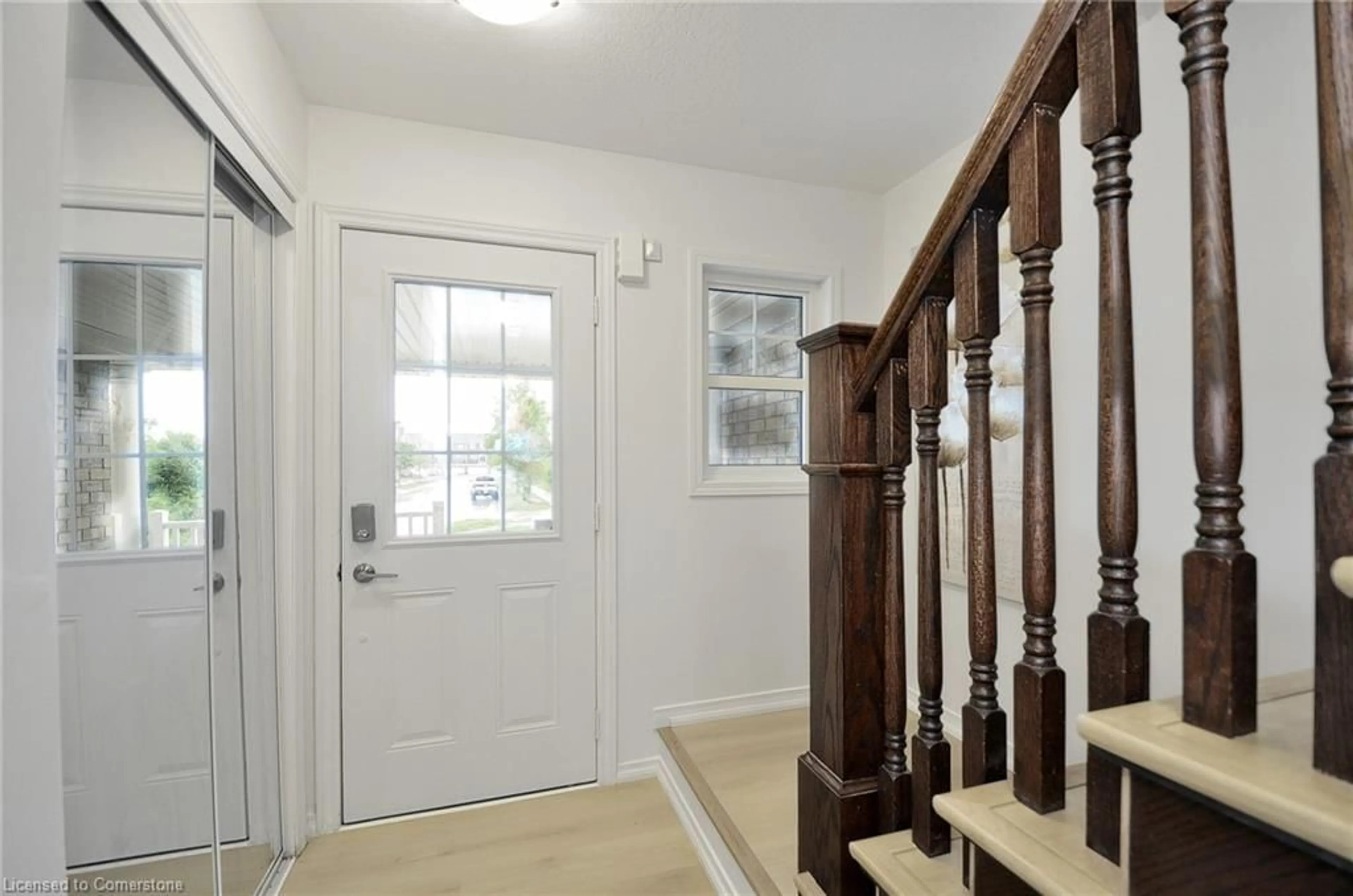 Indoor entryway for 92 Glenvista Dr, Kitchener Ontario N2R 0E3