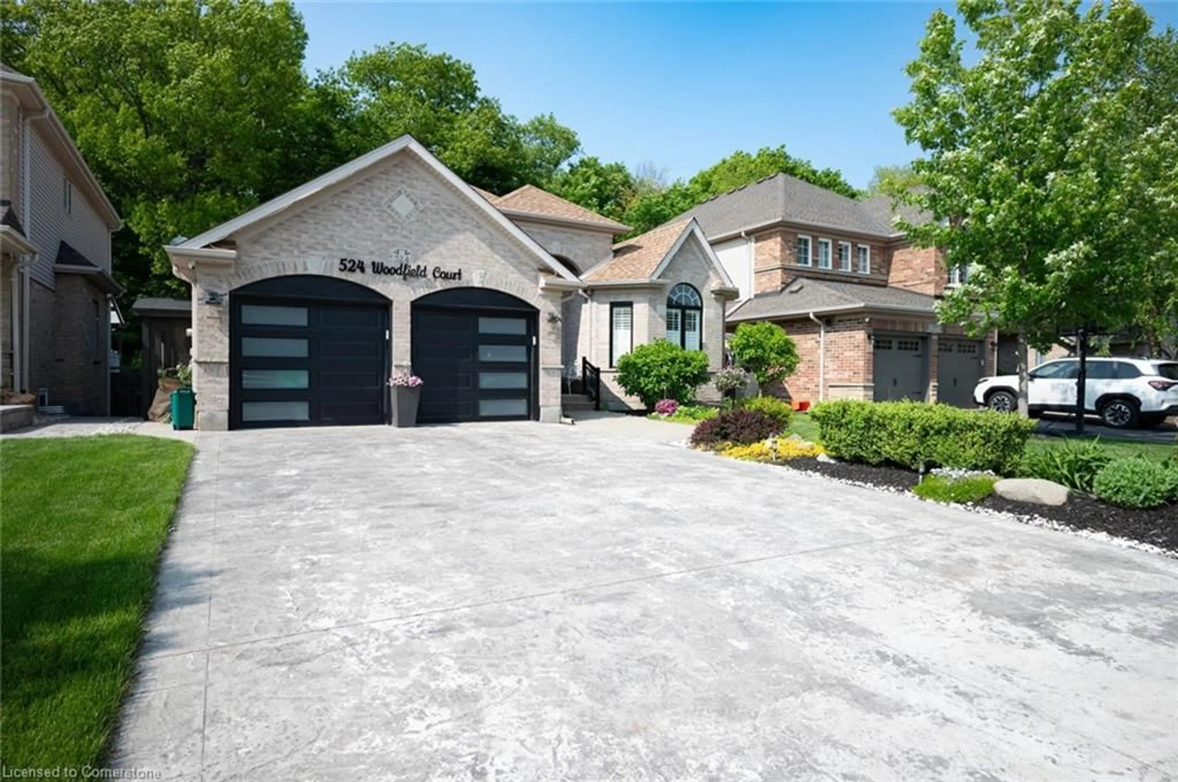Home with brick exterior material, street for 524 Woodfield Crt, Kitchener Ontario N2P 2S8