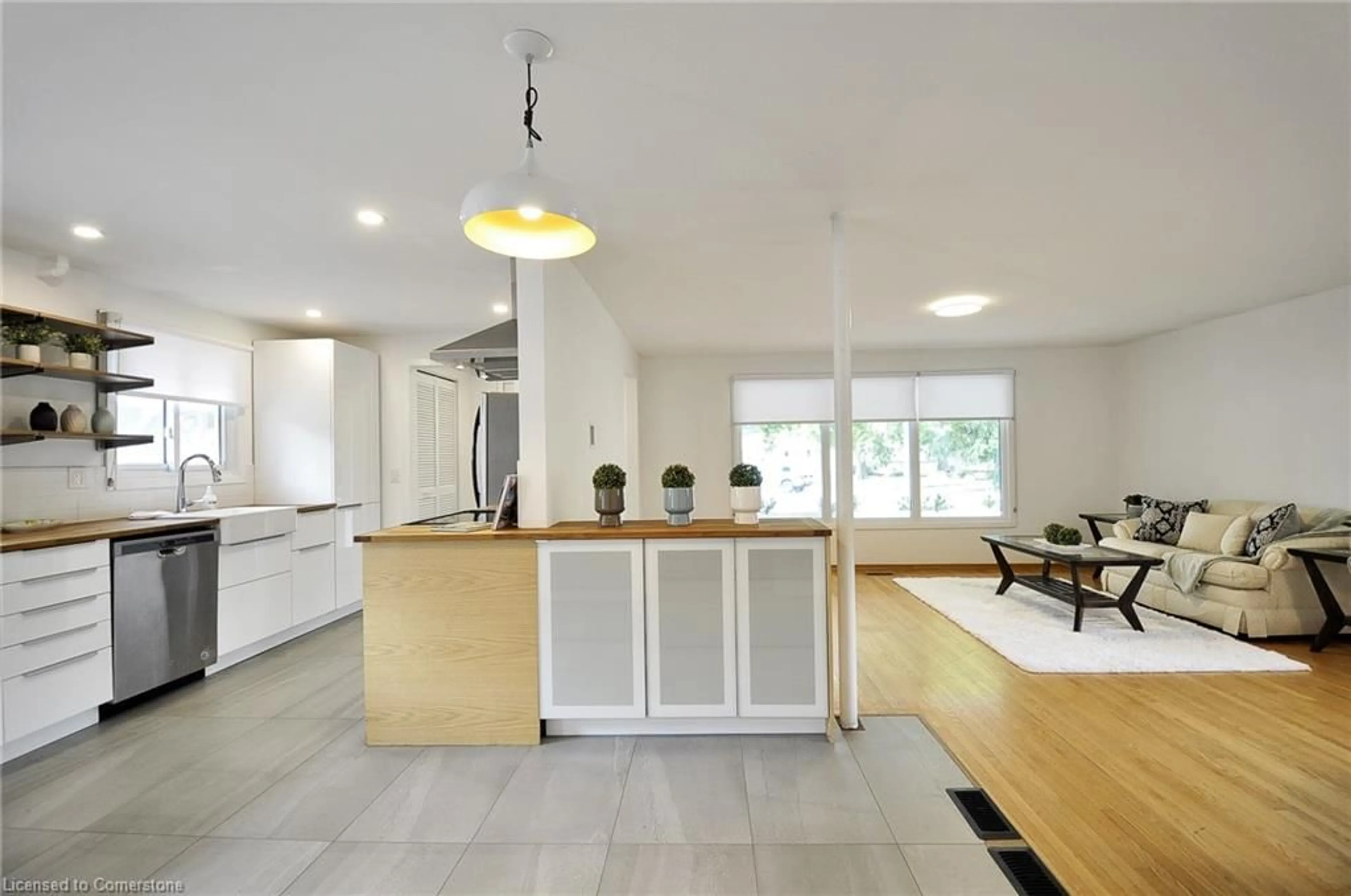 Open concept kitchen, unknown for 217 Park Ave, Cambridge Ontario N1S 2S5