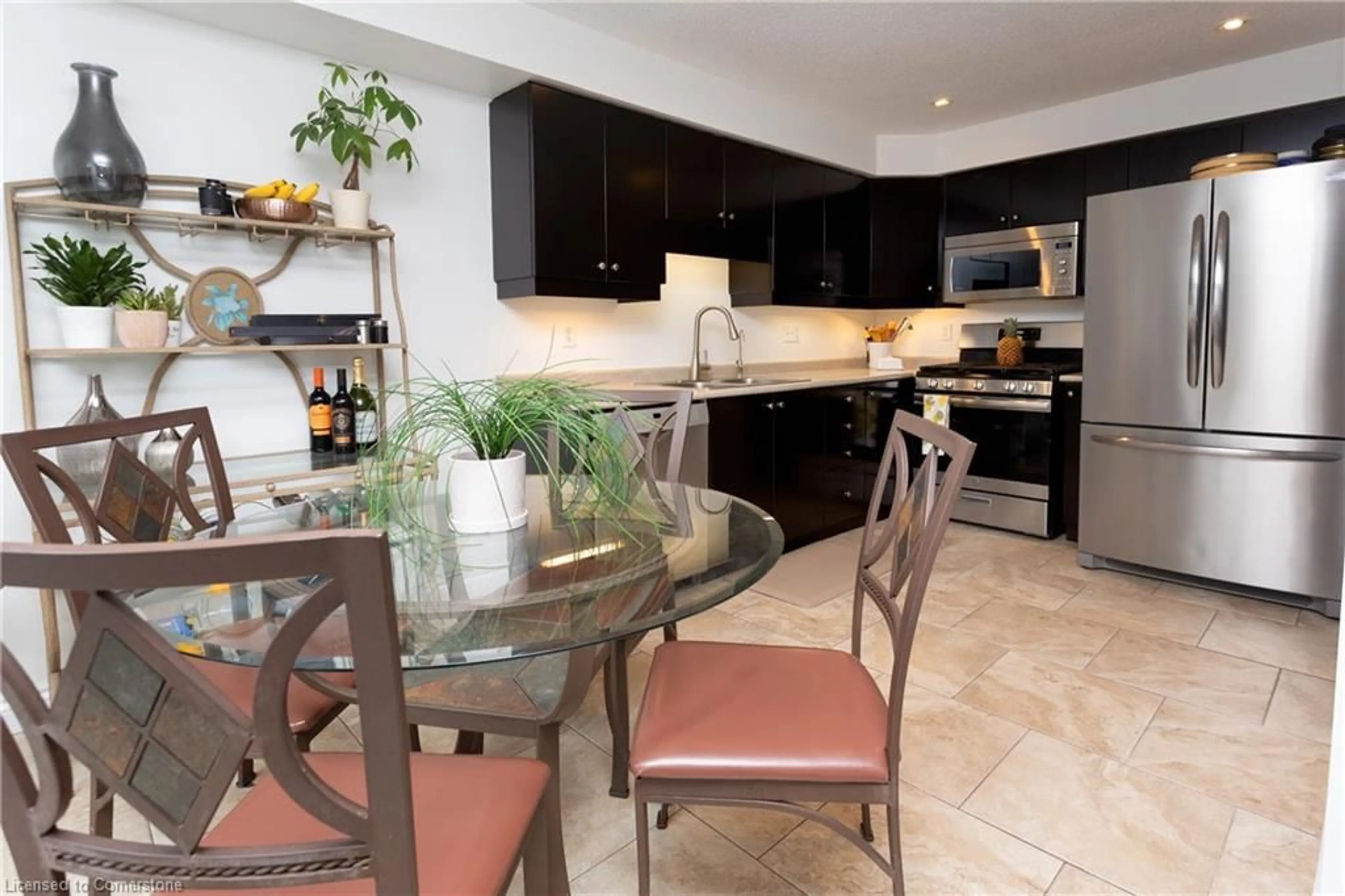 Open concept kitchen, ceramic/tile floor for 127 Sims Estate Dr, Kitchener Ontario N2A 0A6