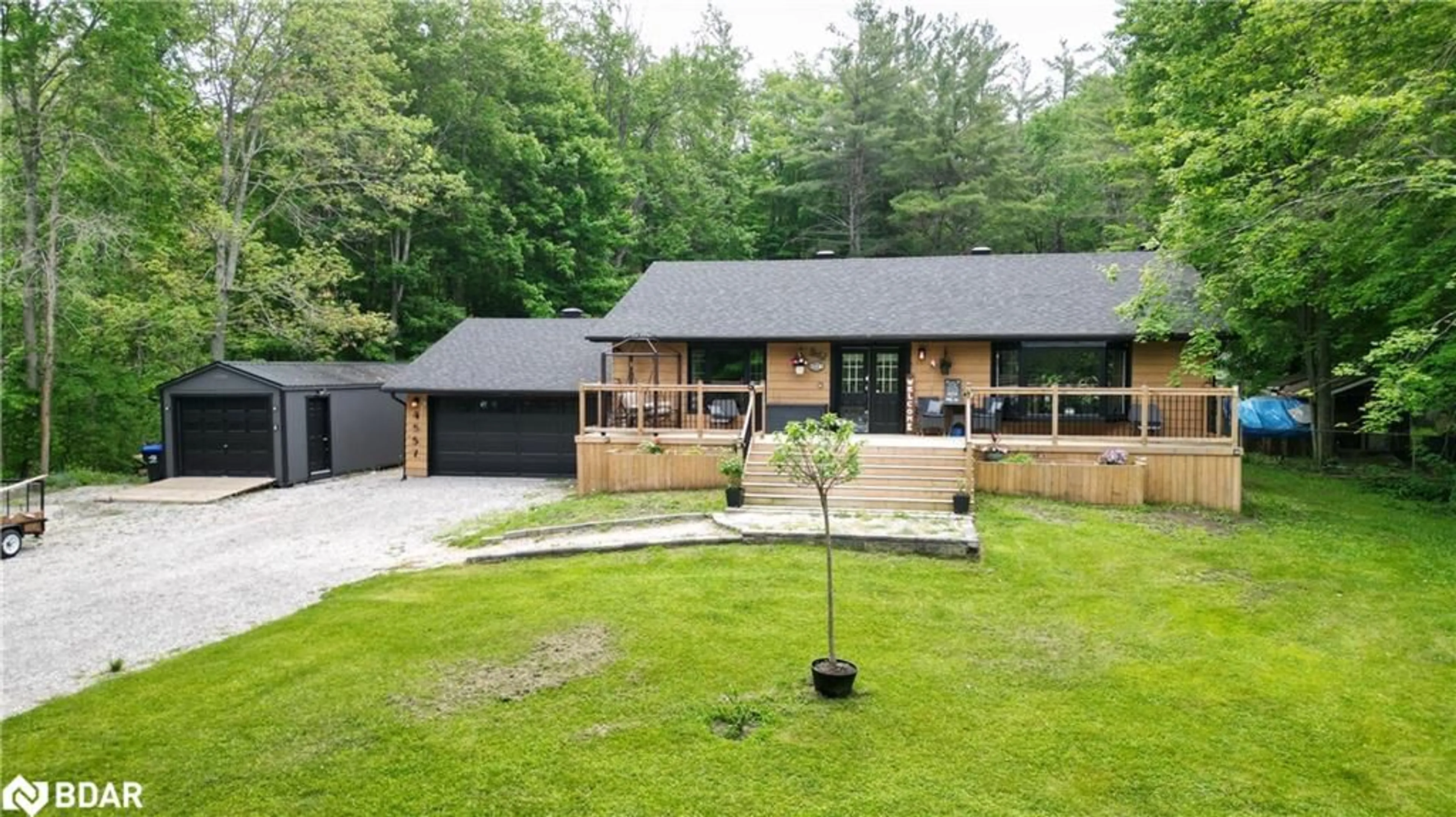 A pic from outside/outdoor area/front of a property/back of a property/a pic from drone, unknown for 4557 Trent Trail, Washago Ontario L0K 2B0