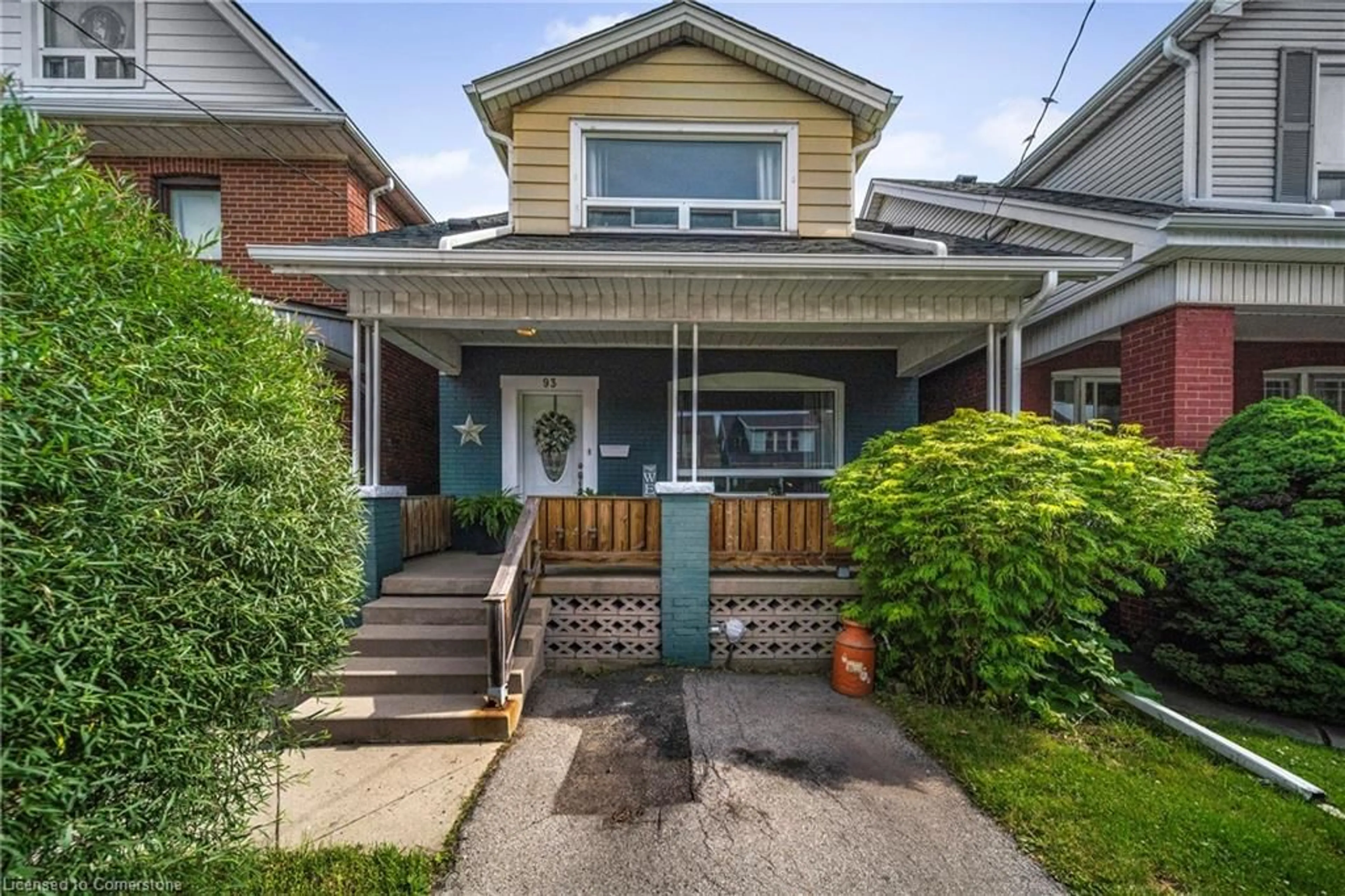 Home with brick exterior material, street for 93 Somerset Ave, Hamilton Ontario L8L 2L6