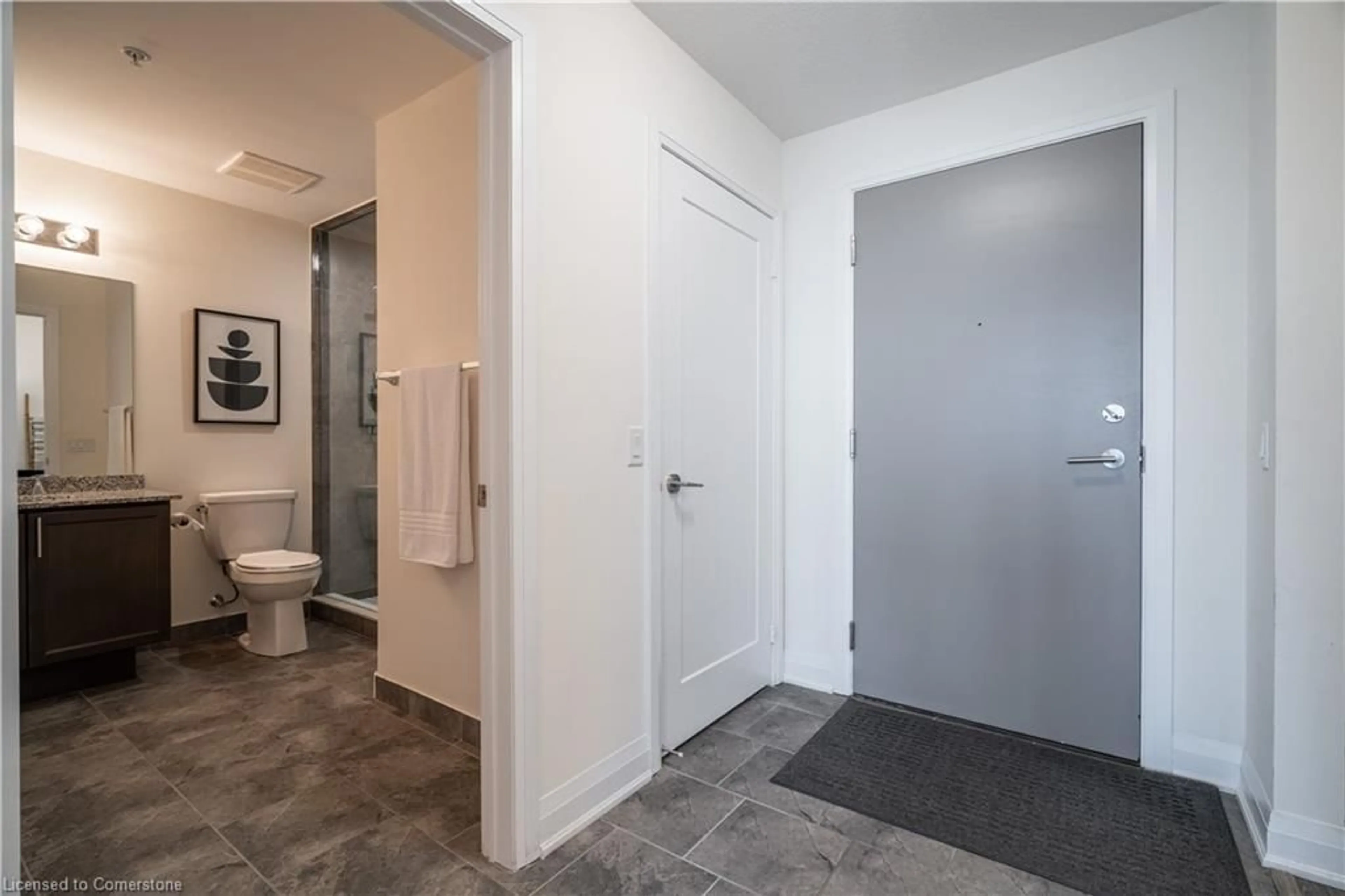 Indoor entryway for 16 Concord Pl #426, Grimsby Ontario L3M 0J1