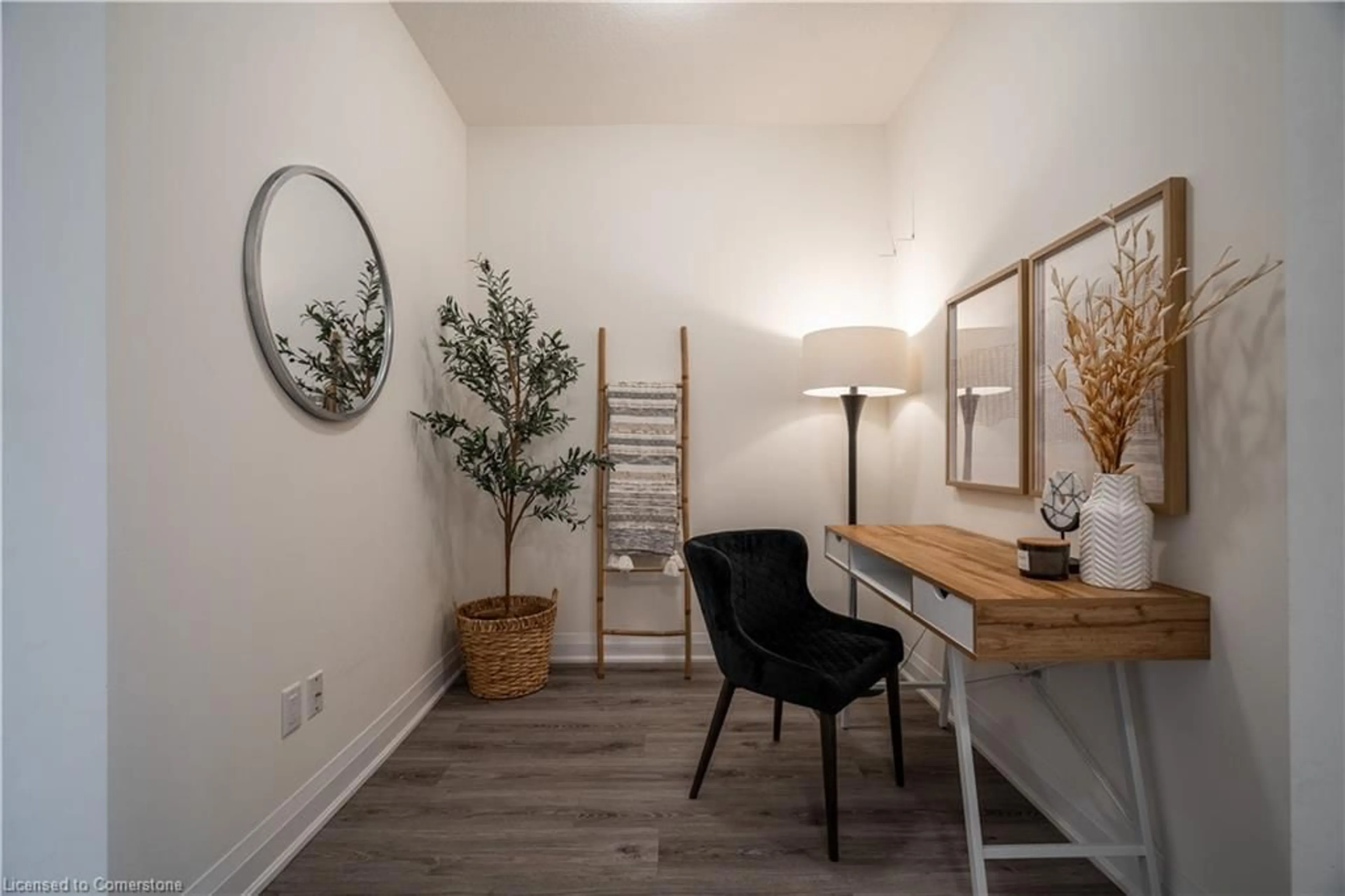 A pic of a room for 16 Concord Pl #426, Grimsby Ontario L3M 0J1