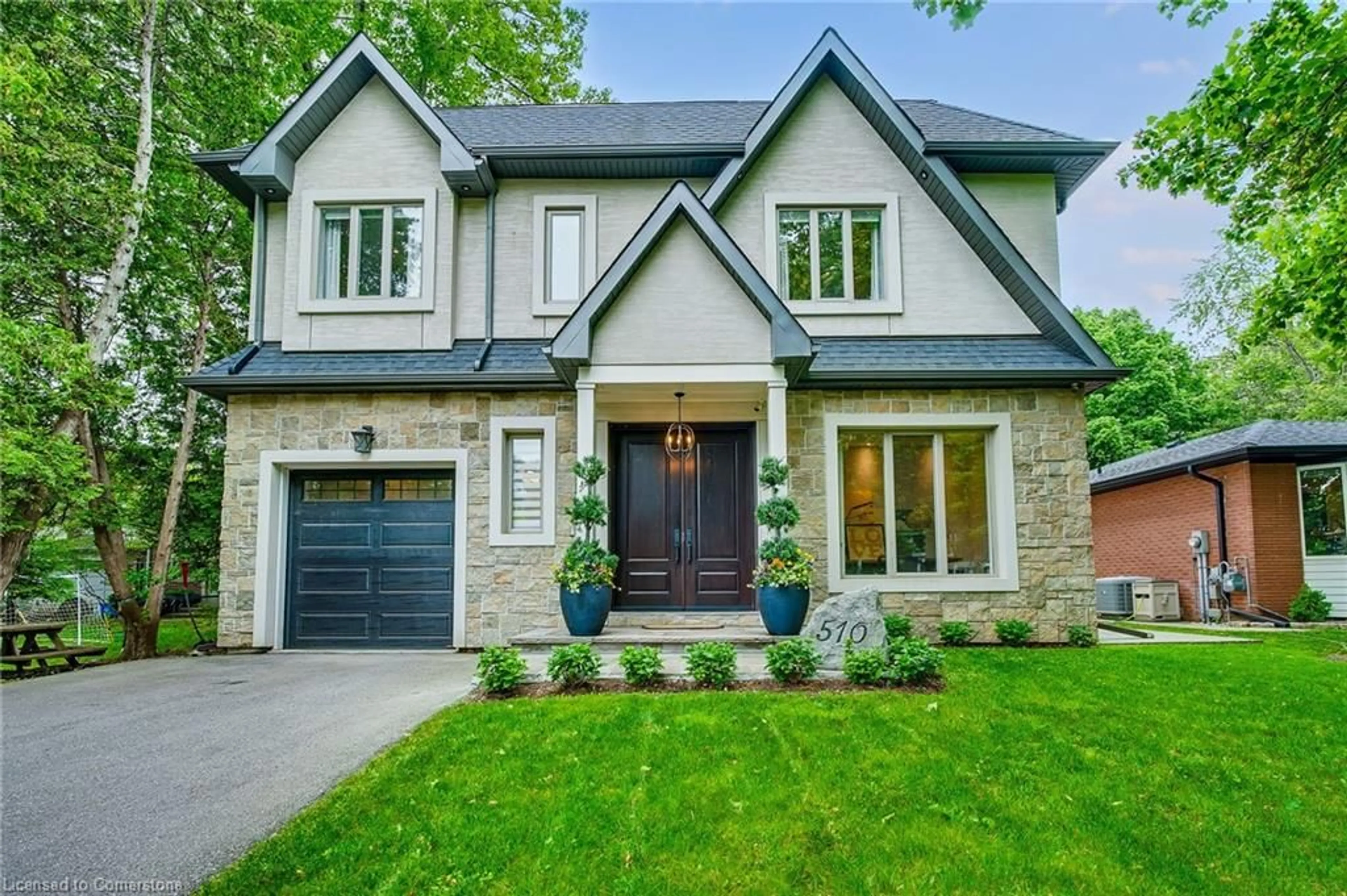 Home with brick exterior material, street for 510 Anthony Dr, Oakville Ontario L6J 2K5