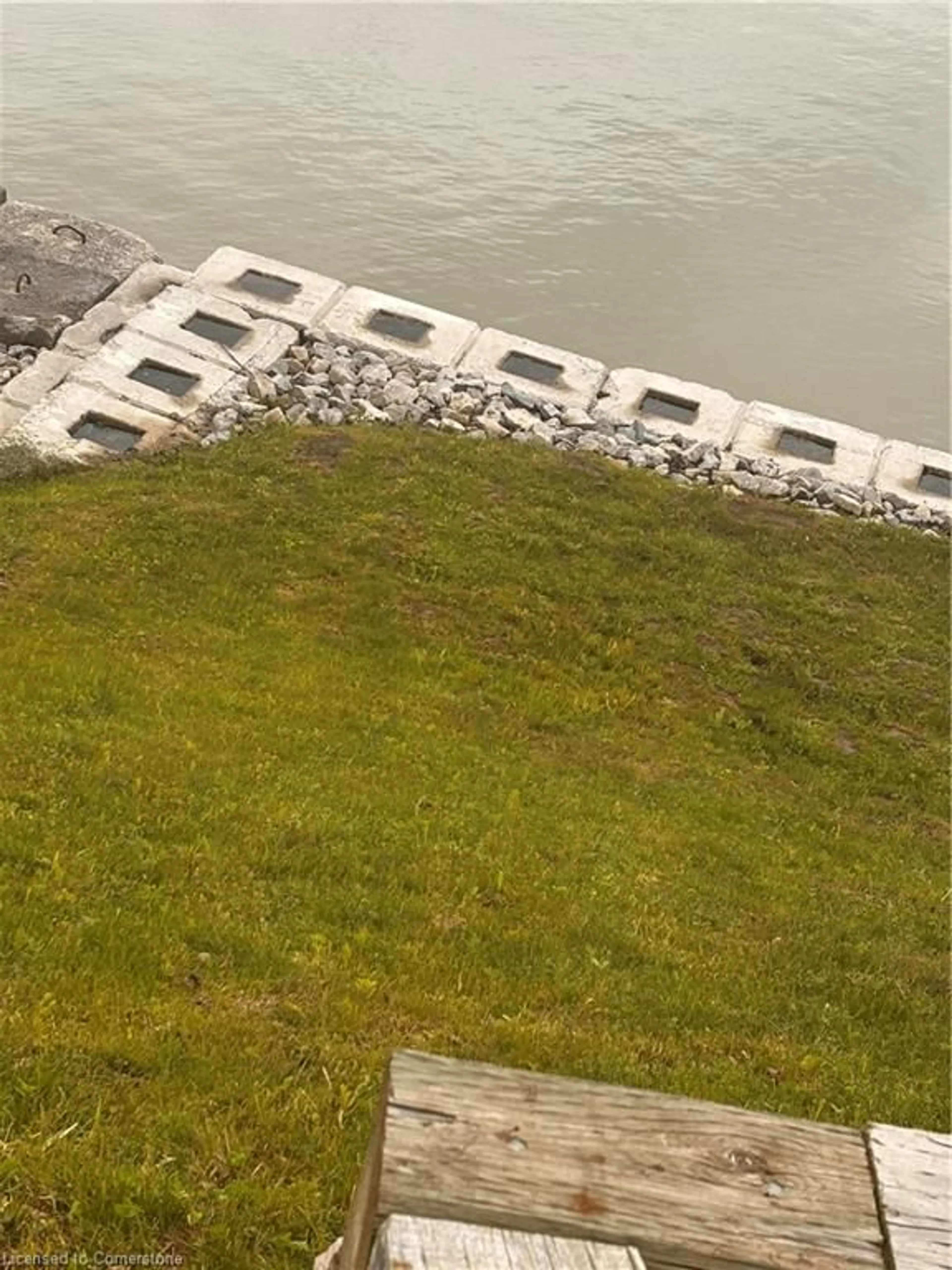 A pic from outside/outdoor area/front of a property/back of a property/a pic from drone, water/lake/river/ocean view for 78 Wilcox Dr, Nanticoke Ontario N0A 1L0